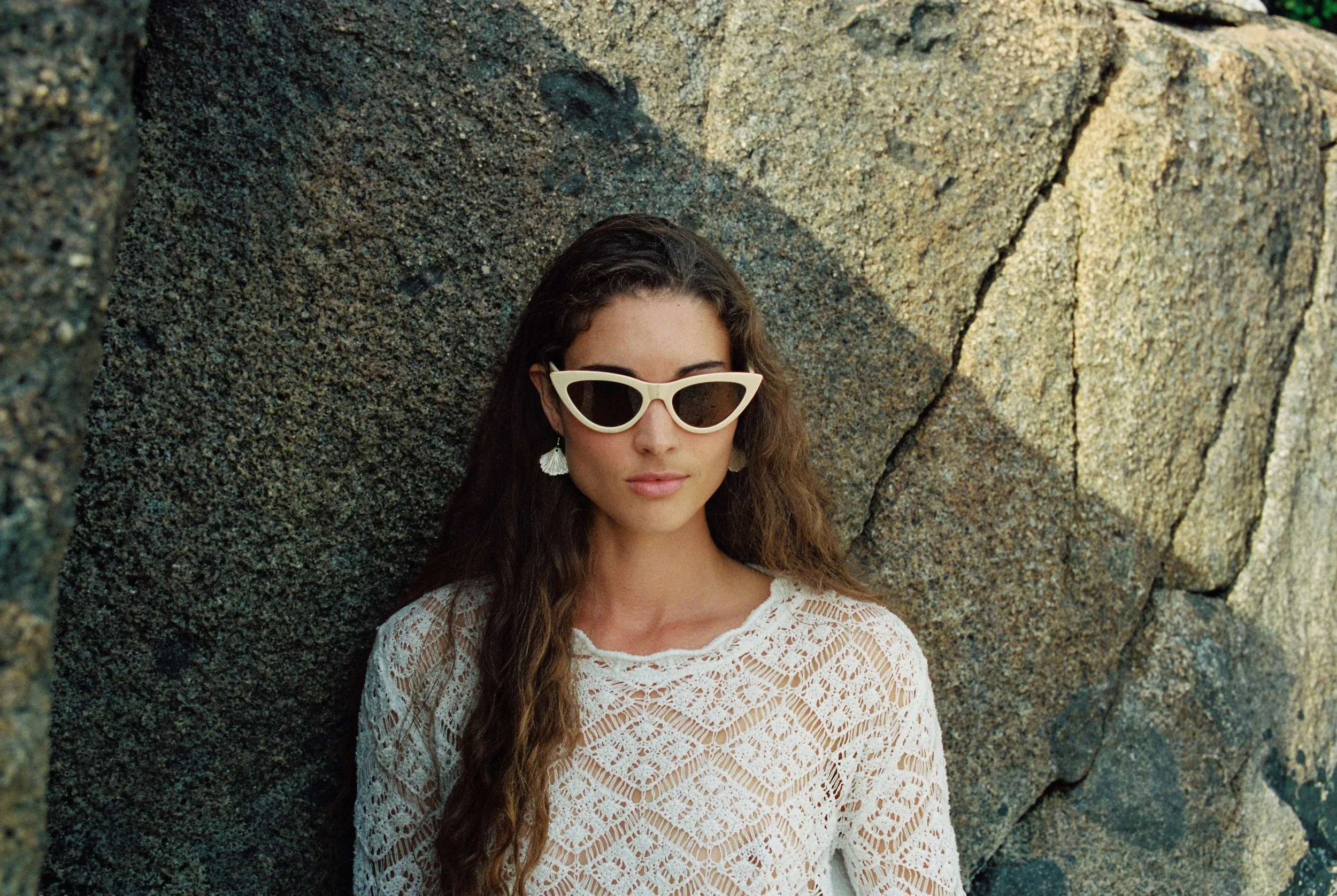 Morgyn-Sandy-Cove-Leica-M6-9.jpg