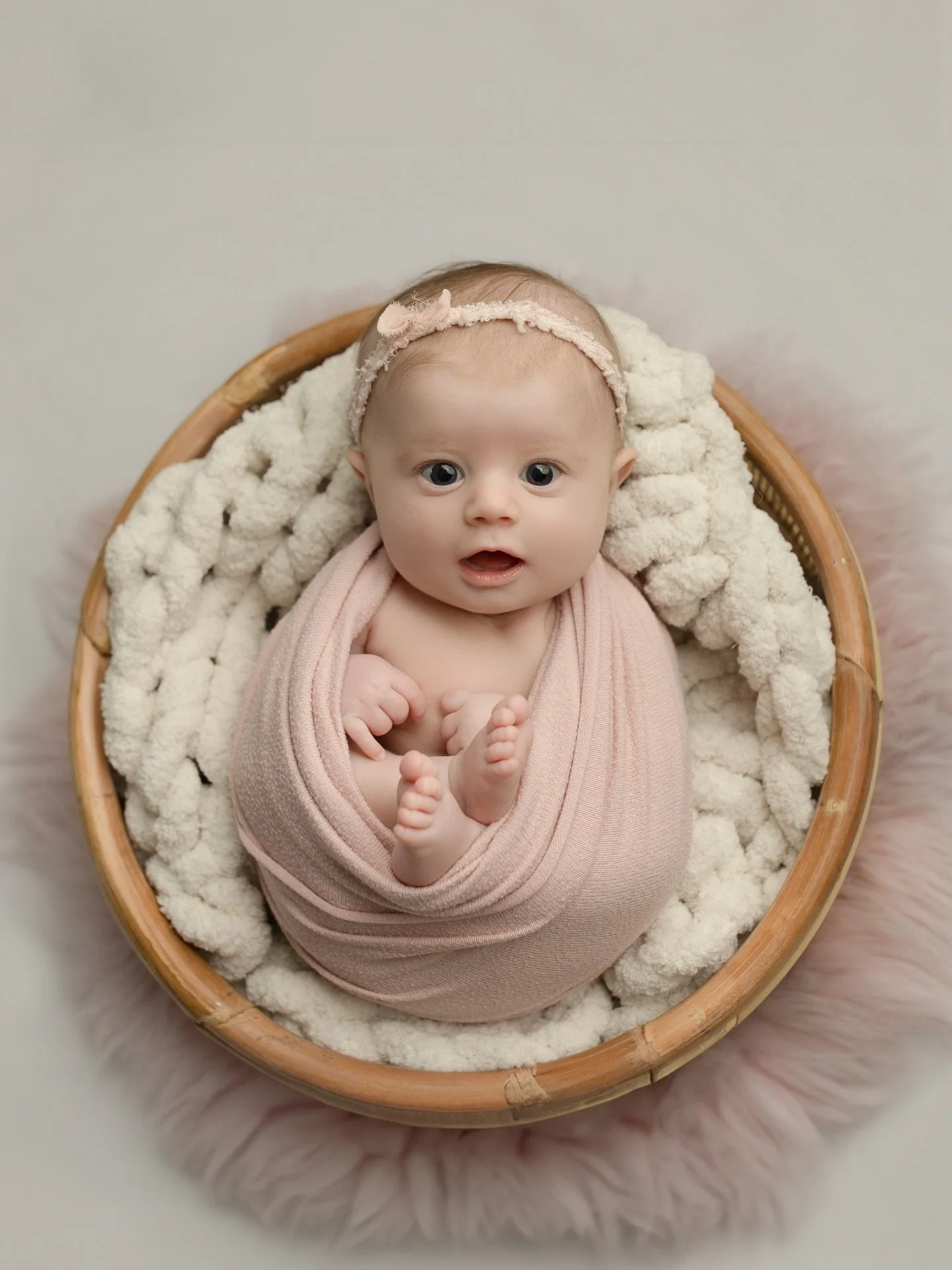 I mean, you can&rsquo;t get much cuter than this little one ☺️

So much joy and happiness in those little eyes. I was thrilled when I got to capture this little one&rsquo;s photos and see her parents again since their maternity session.

I love being