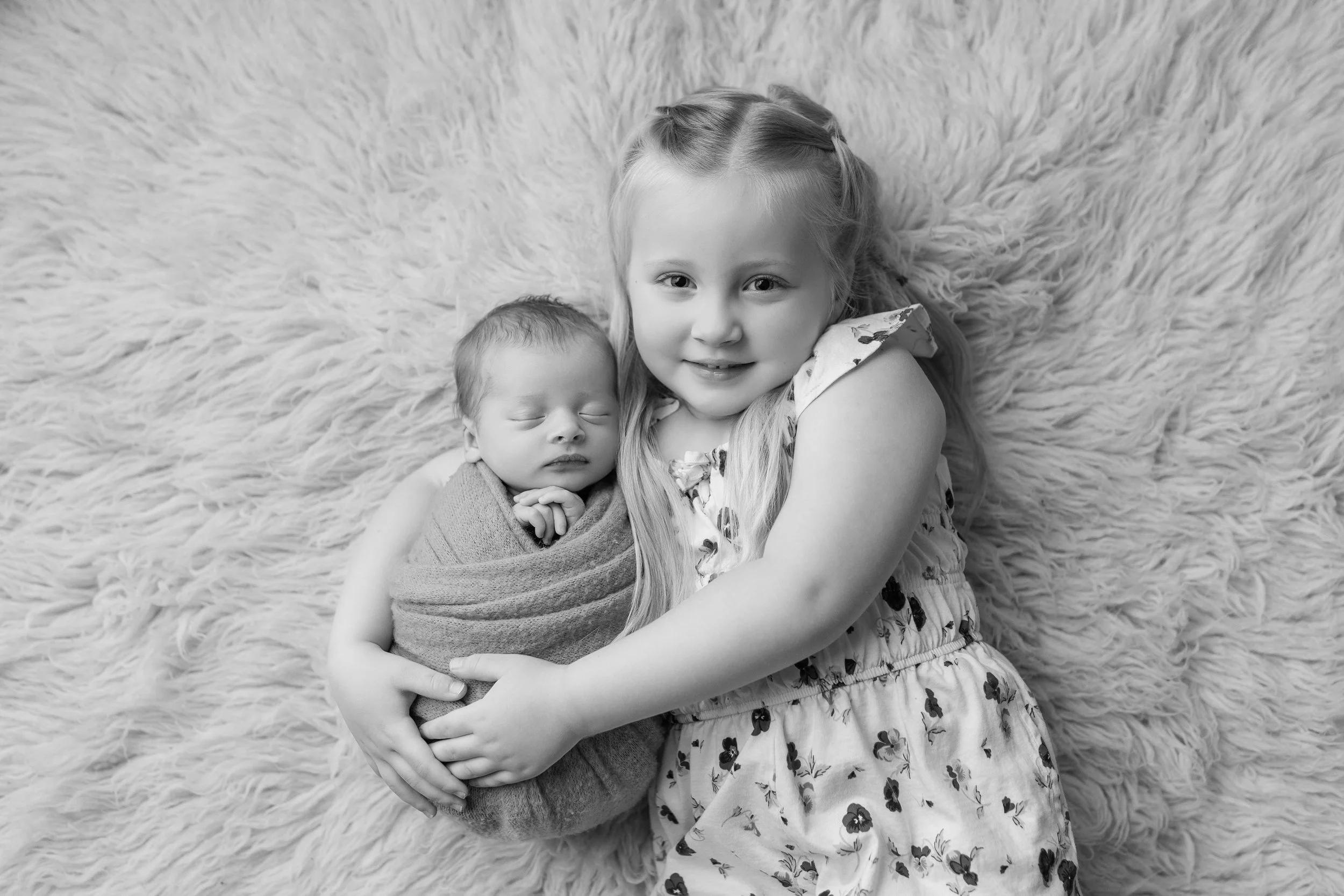 Siblings and Newborns: Why Including Your Big Kids Makes the Session Even Better