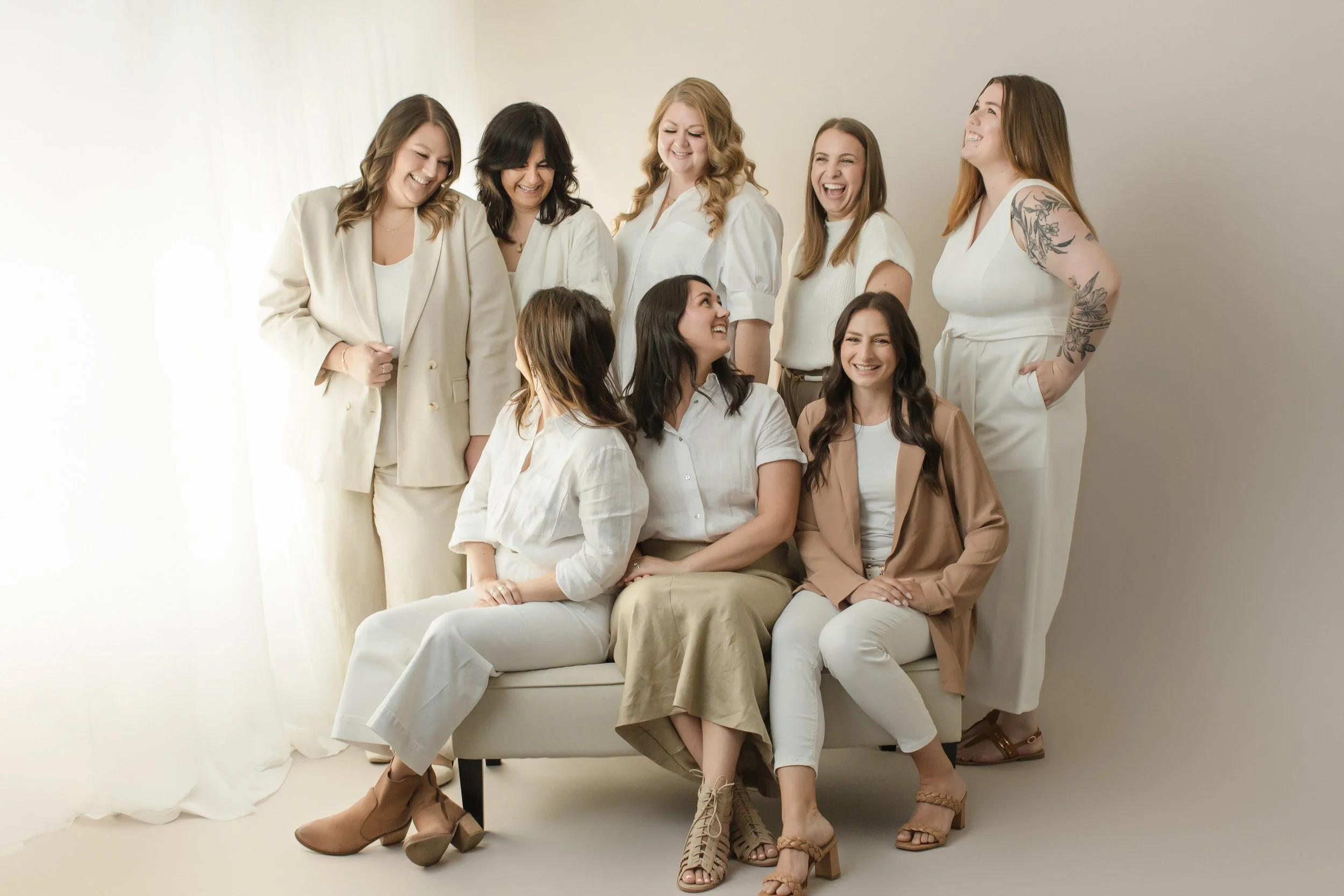 This is your sign to book those corporate photos 📸

Yes, it&rsquo;s important to get those professional photos done.. whether if it&rsquo;s for an entire team, or just solo headshots, it&rsquo;s important to get them so you consistently present your
