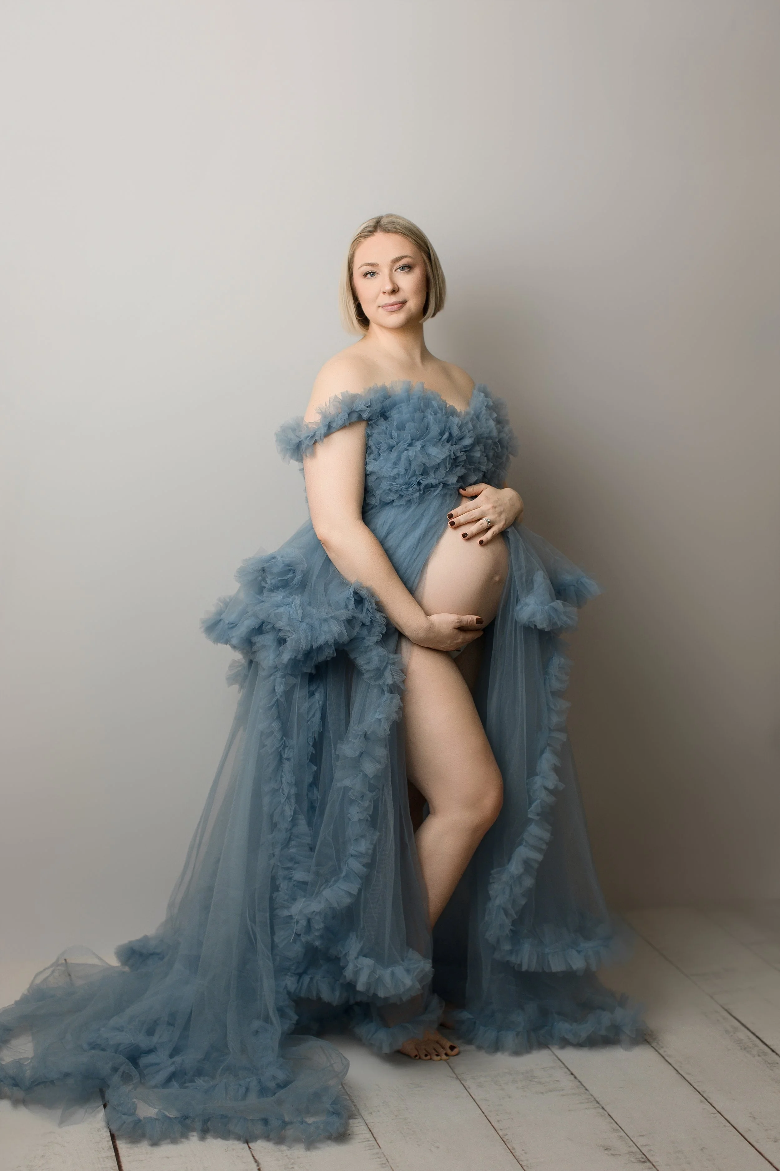 Preserve the Glow of Expecting Moms with Beautiful Maternity Photos.