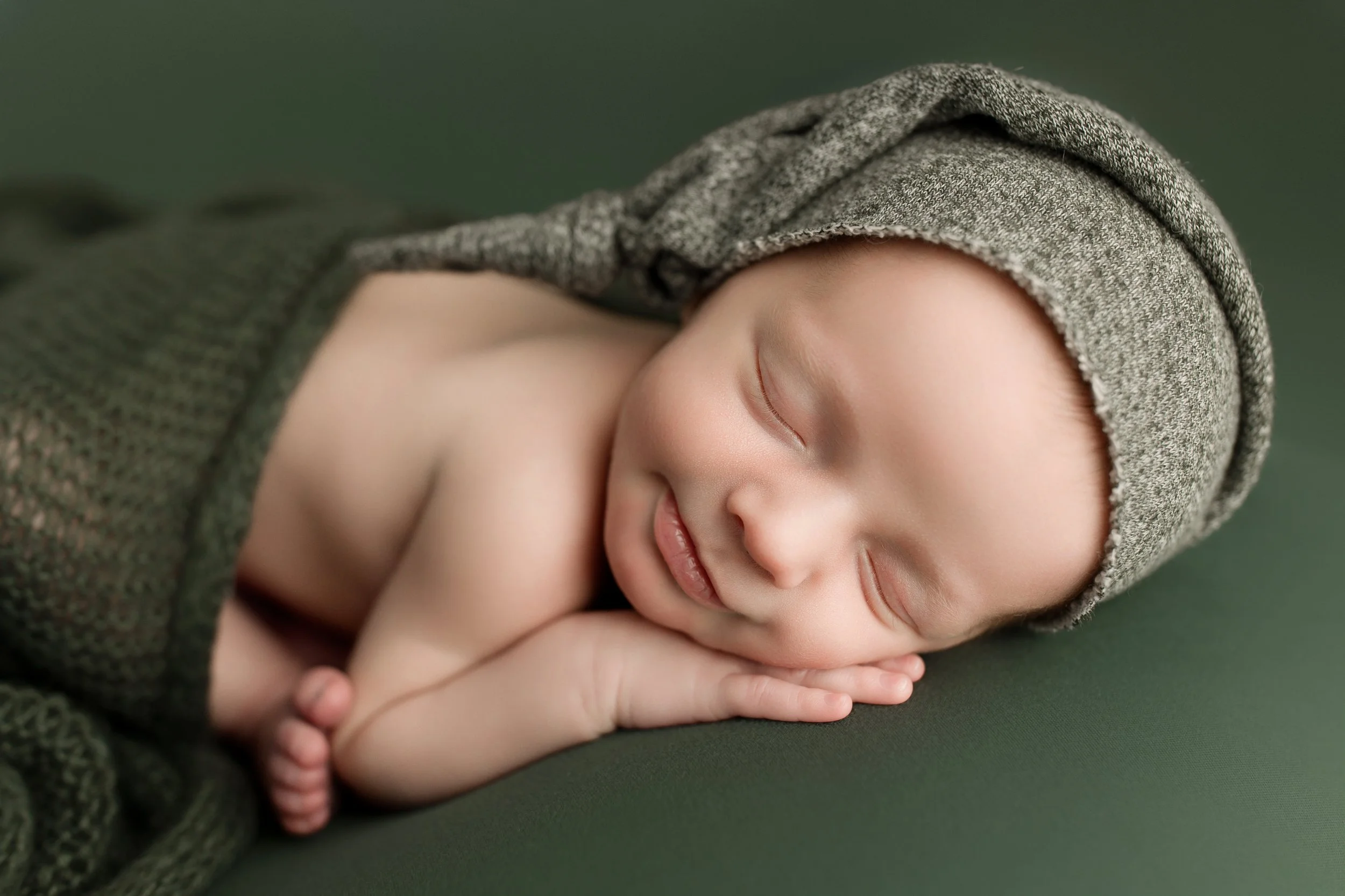 Newborn portraits in Middletown, VA