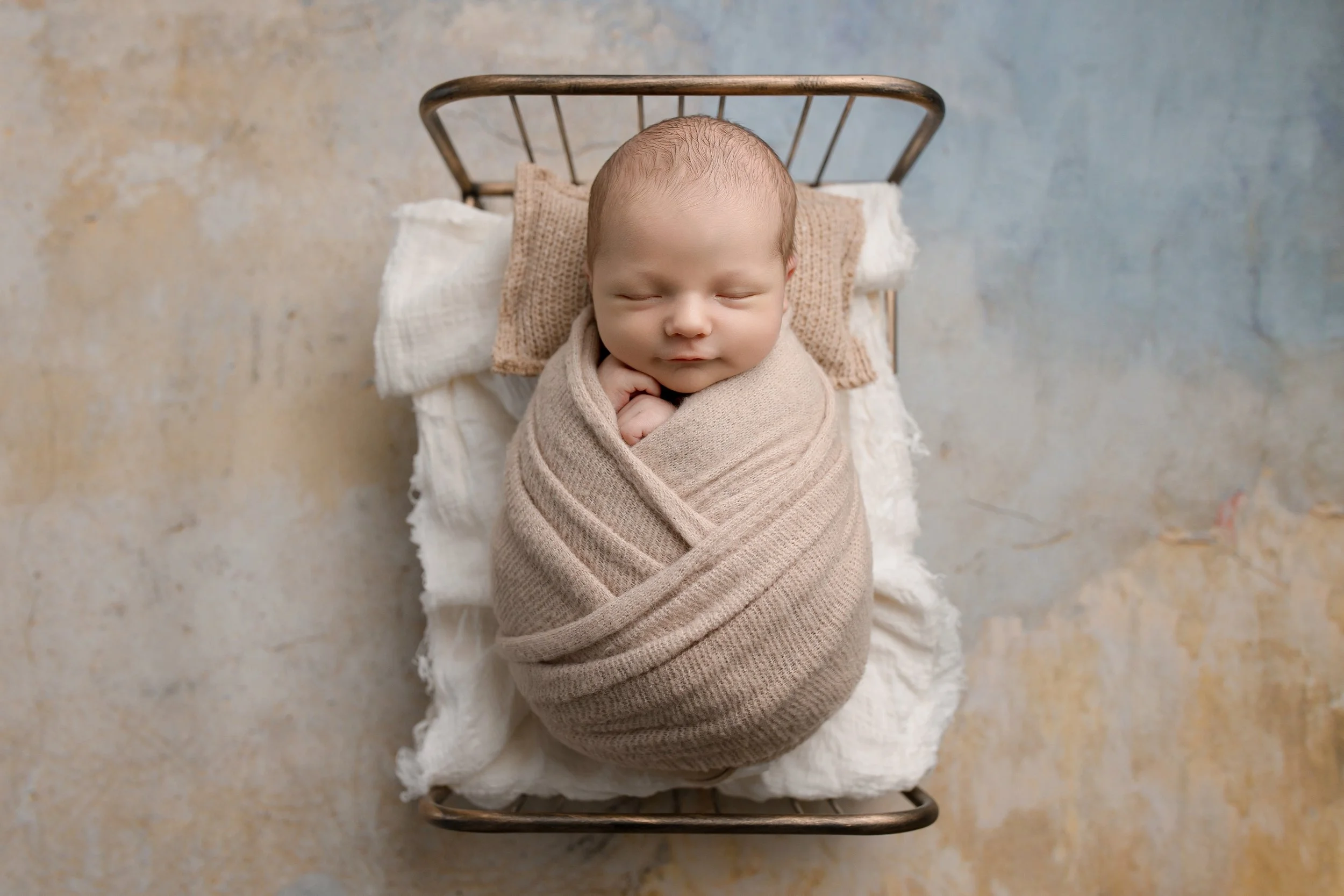 Newborn portraits in Middletown, VA