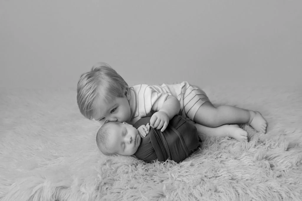 Newborn Baby & Sibling Photographer Winchester, VA