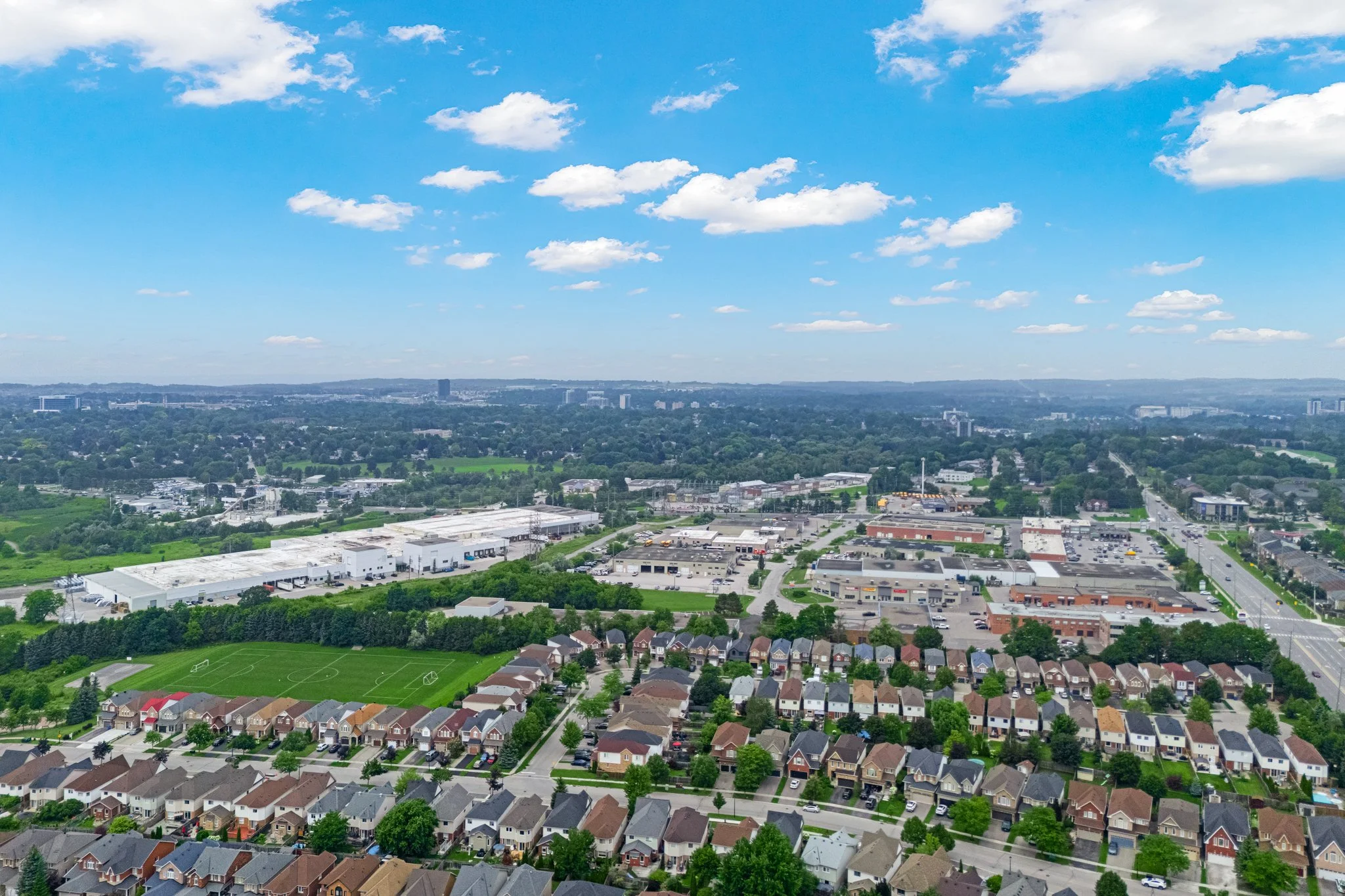 478-Heddle-Crescent-Drone-Newmarket-Web-MLS-14.jpg