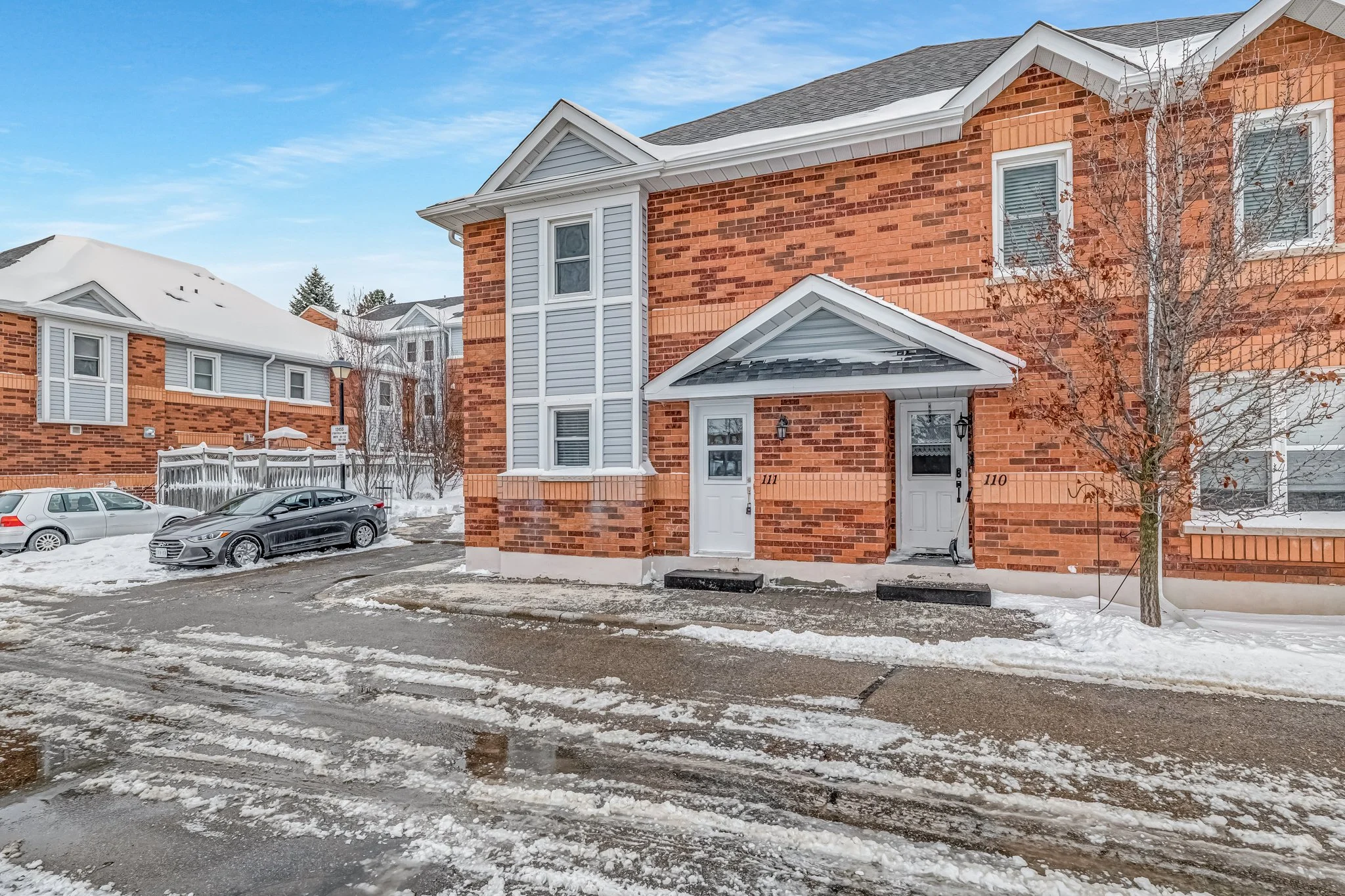 12455-Ninth-Line-#111-Stouffville-Web-MLS-4.jpg