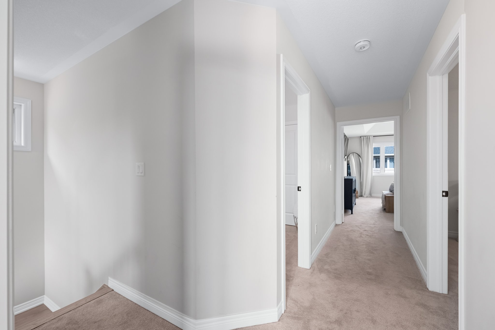 15-Ainslie-Hill-Crescent-Georgina-Web-MLS-34.jpg