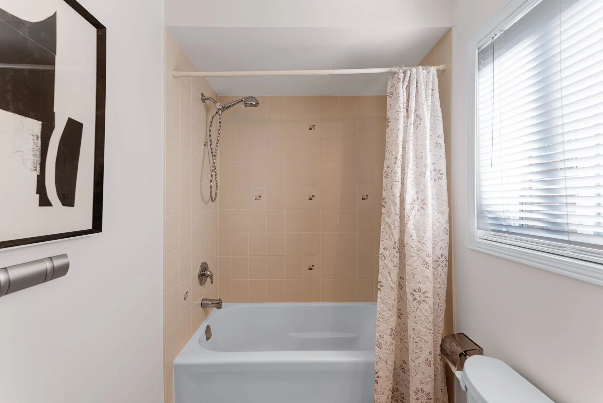 142-Orr-Drive-Bradford-Web-MLS-38.jpg