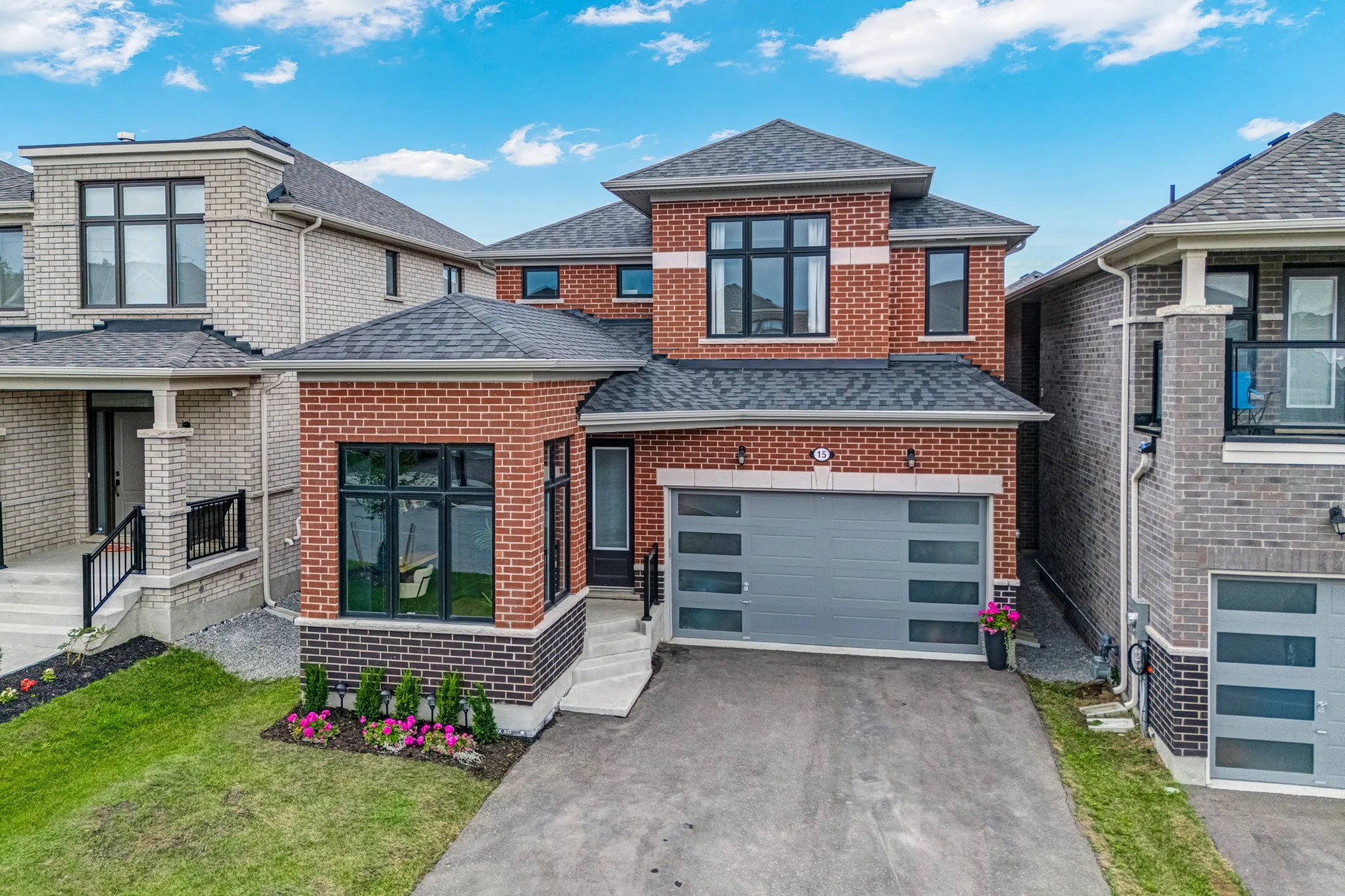 15-Ainslie-Hill-Crescent-Sutton-Web-MLS-5.jpg