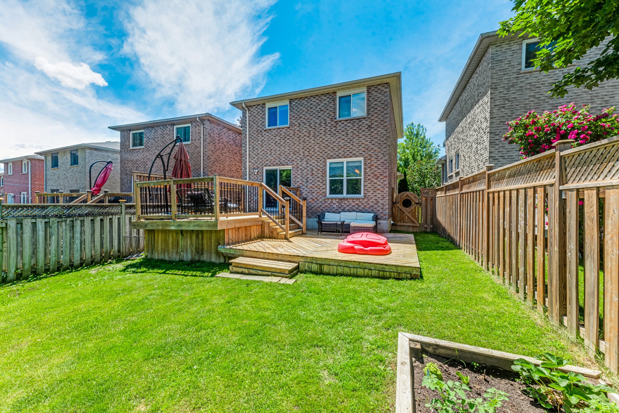 203-Colborne-Street-Bradford-Web-MLS-45.jpg