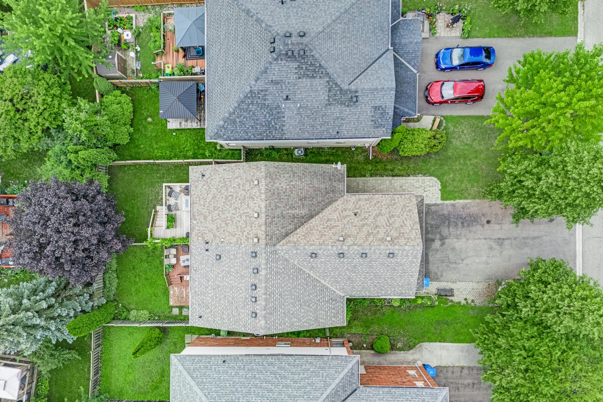 478-Heddle-Crescent-Drone-Newmarket-Web-MLS-6.jpg