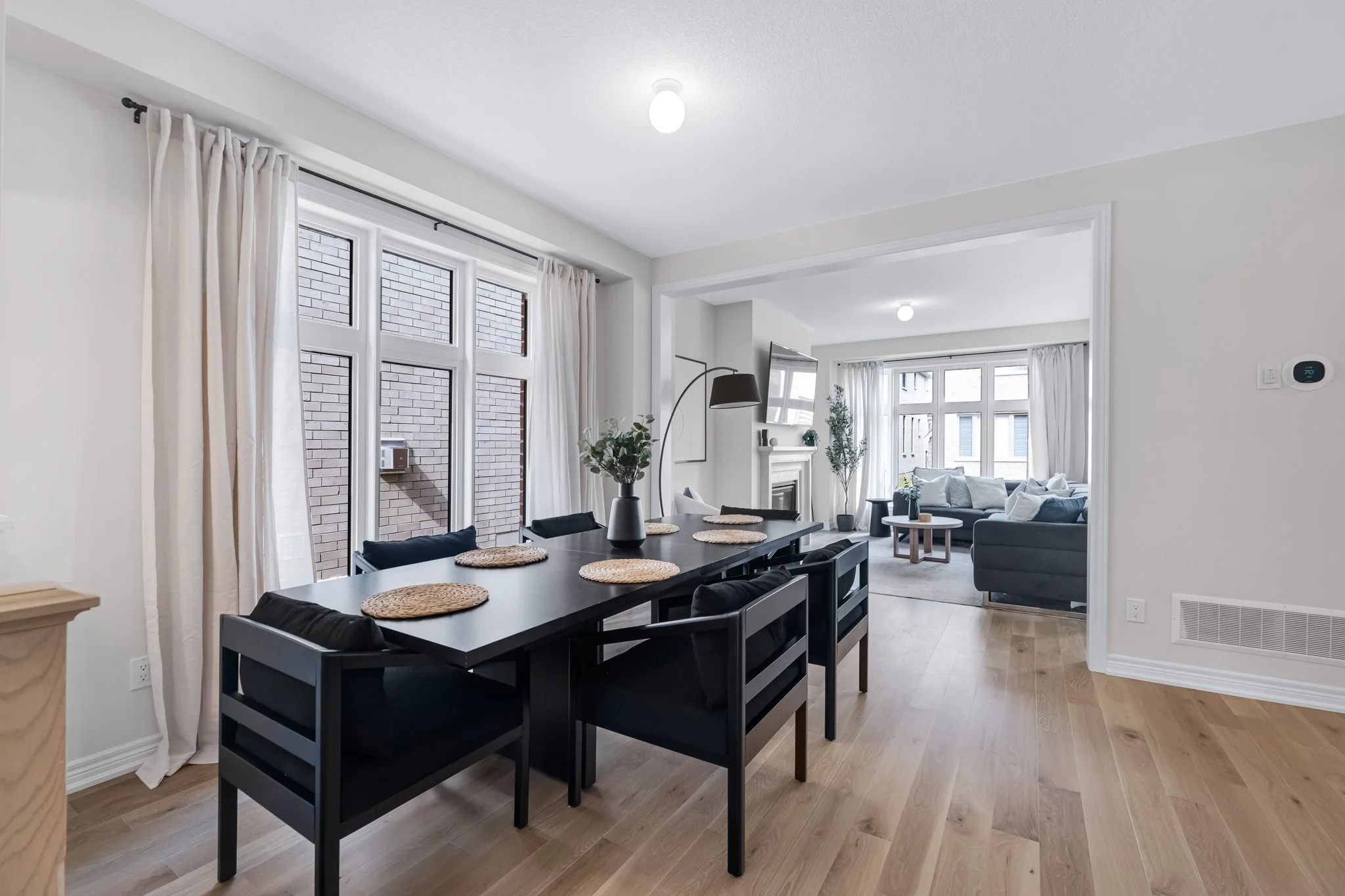 15-Ainslie-Hill-Crescent-Georgina-Web-MLS-12.jpg