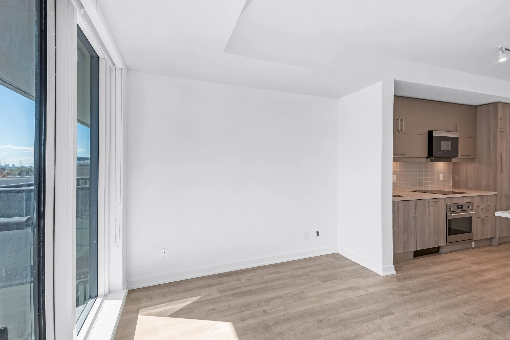 8119-Birchmount-Road-#716-Markham-Web-MLS-16.jpg