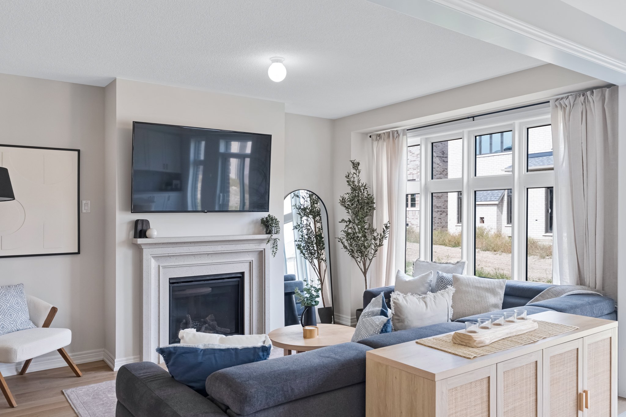 15-Ainslie-Hill-Crescent-Georgina-Web-MLS-18.jpg