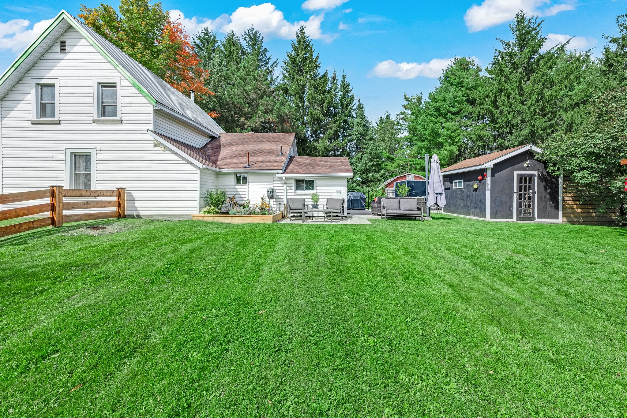 1905-George-Johnston-Road-Minesing-Web-MLS-45.jpg