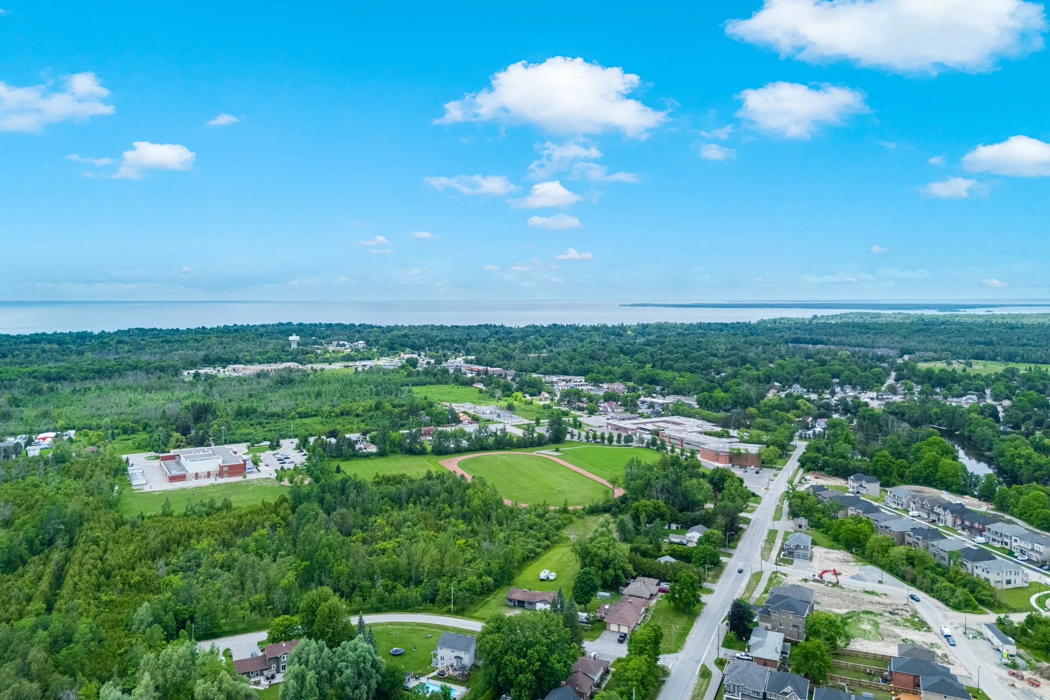 15-Ainslie-Hill-Crescent-Sutton-Web-MLS-23.jpg