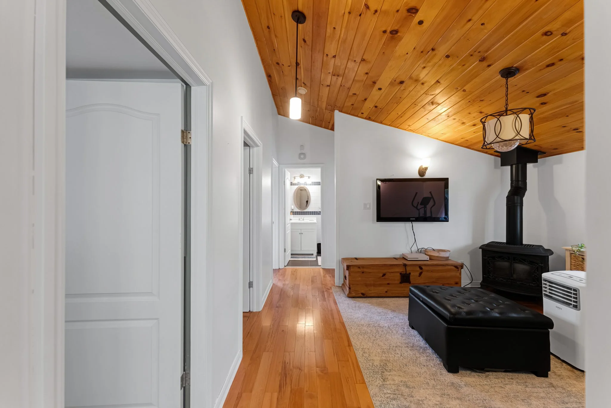 126-Moores-Beach-Road-Georgina-Web-MLS-47.jpg
