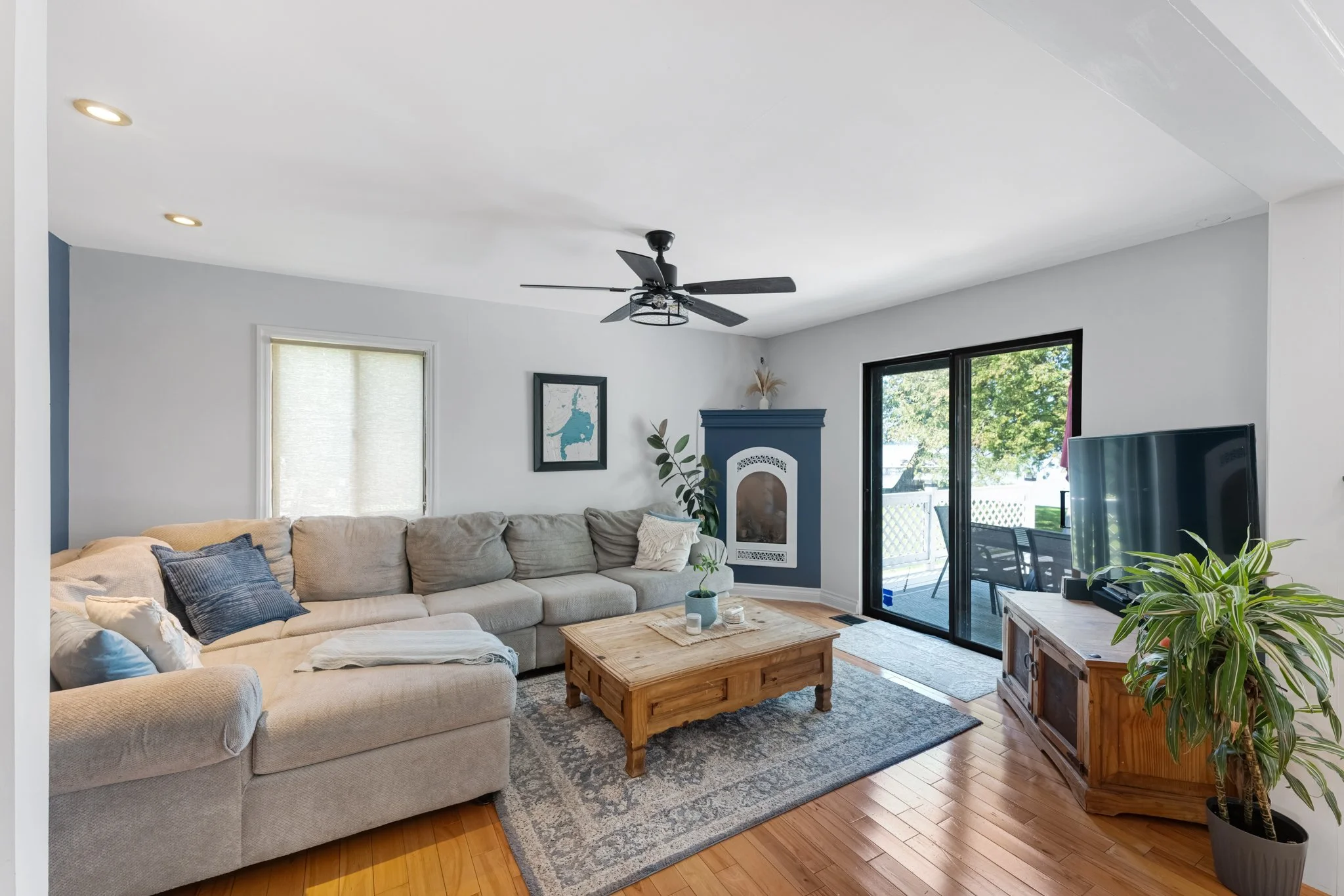 126-Moores-Beach-Road-Georgina-Web-MLS-20.jpg