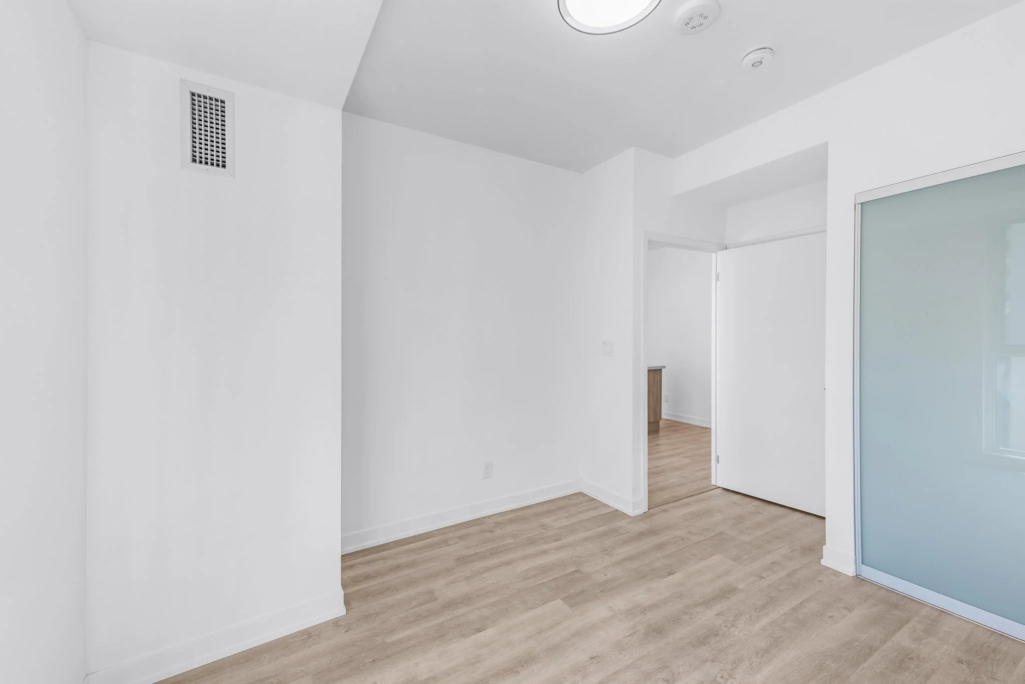 8119-Birchmount-Road-#716-Markham-Web-MLS-21.jpg