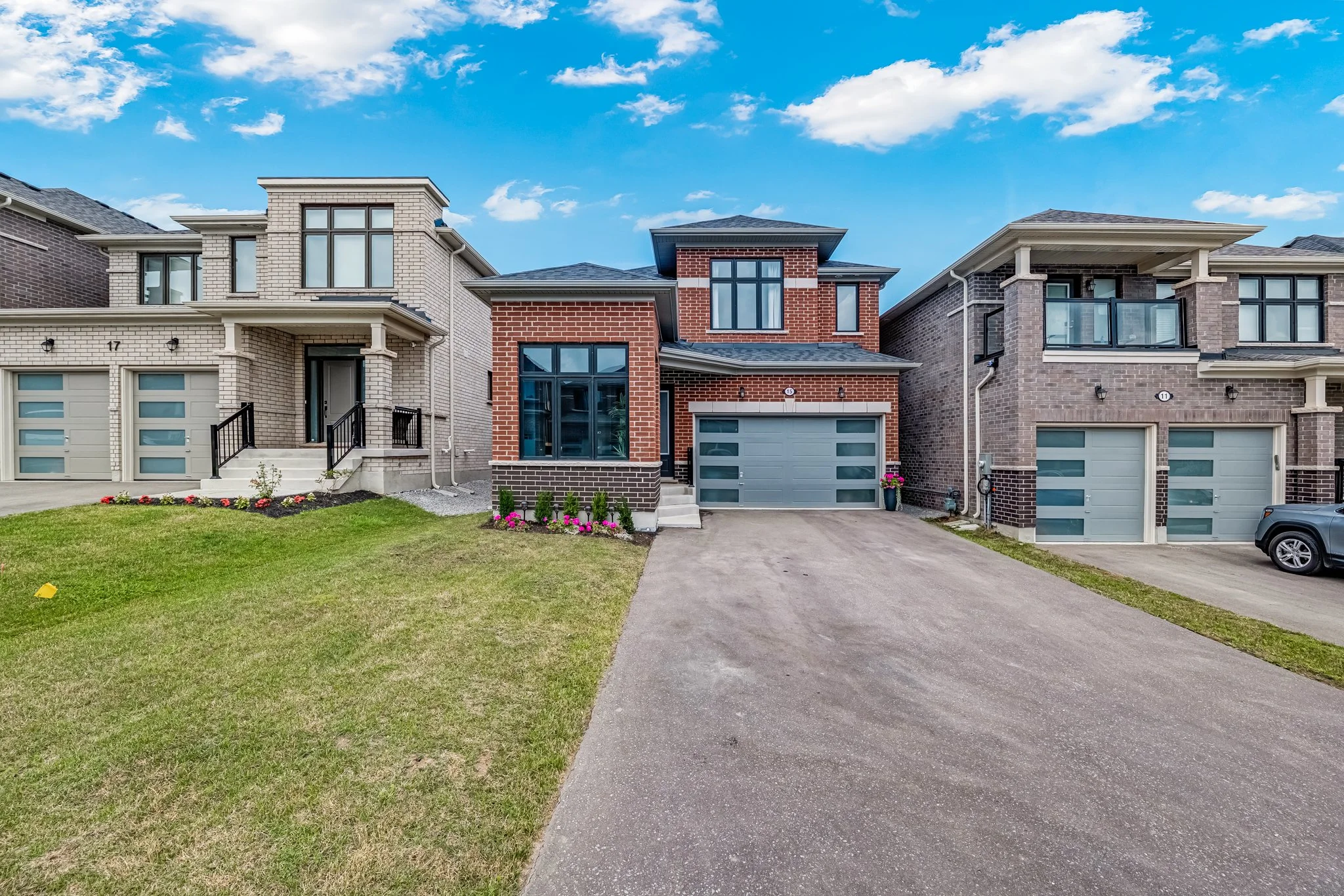 15-Ainslie-Hill-Crescent-Sutton-Web-MLS-6.jpg