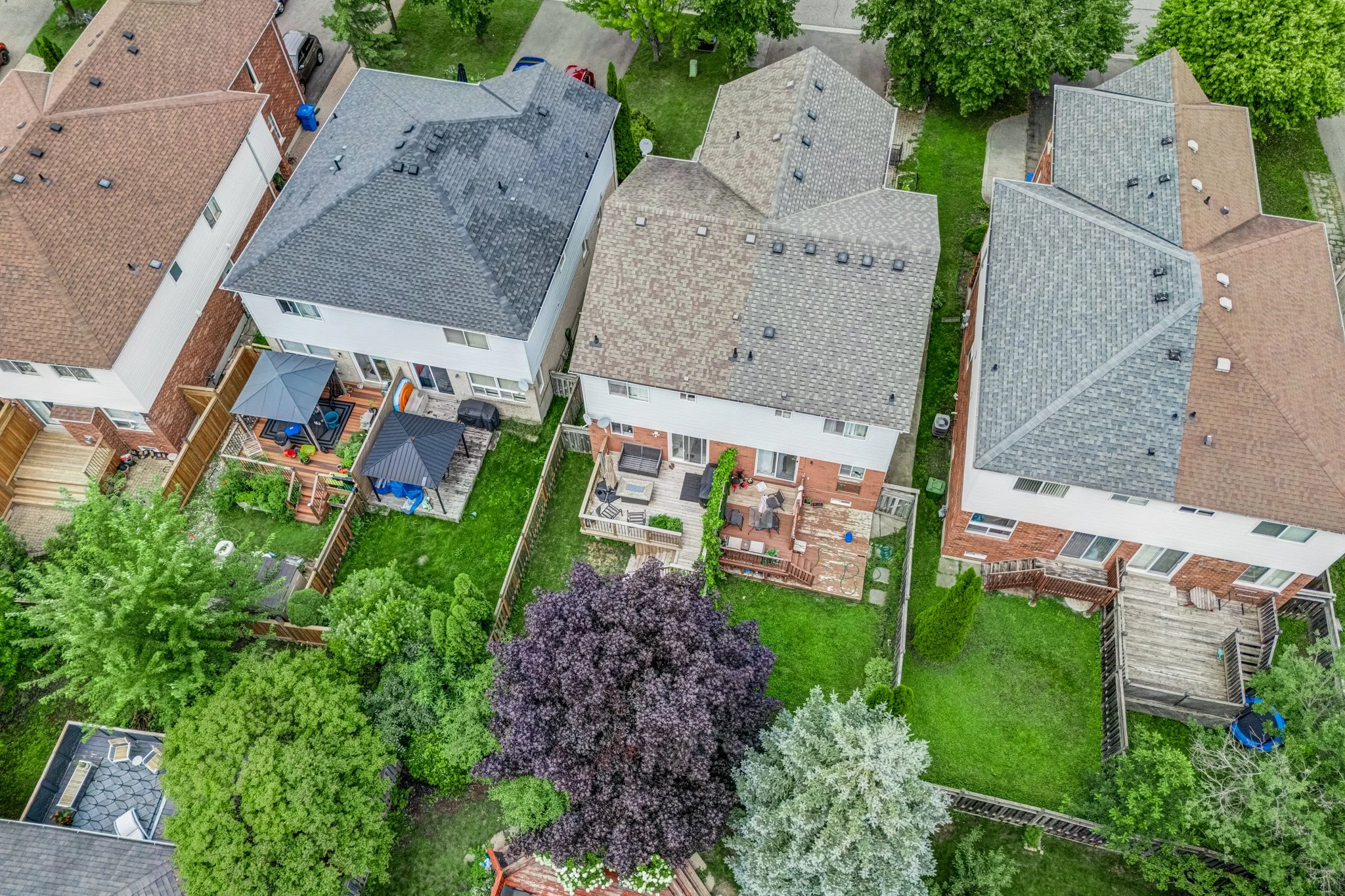478-Heddle-Crescent-Drone-Newmarket-Web-MLS-10.jpg