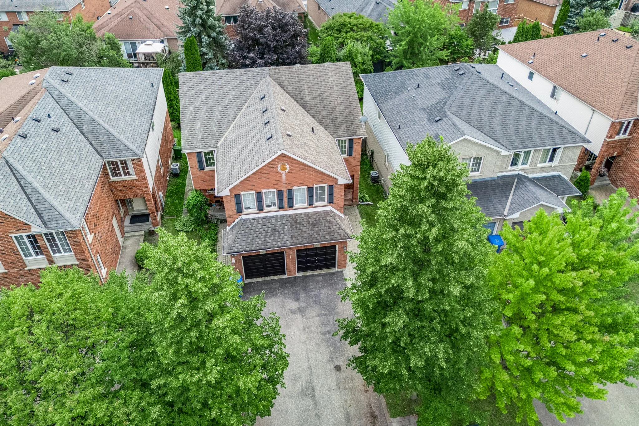478-Heddle-Crescent-Drone-Newmarket-Web-MLS-4.jpg
