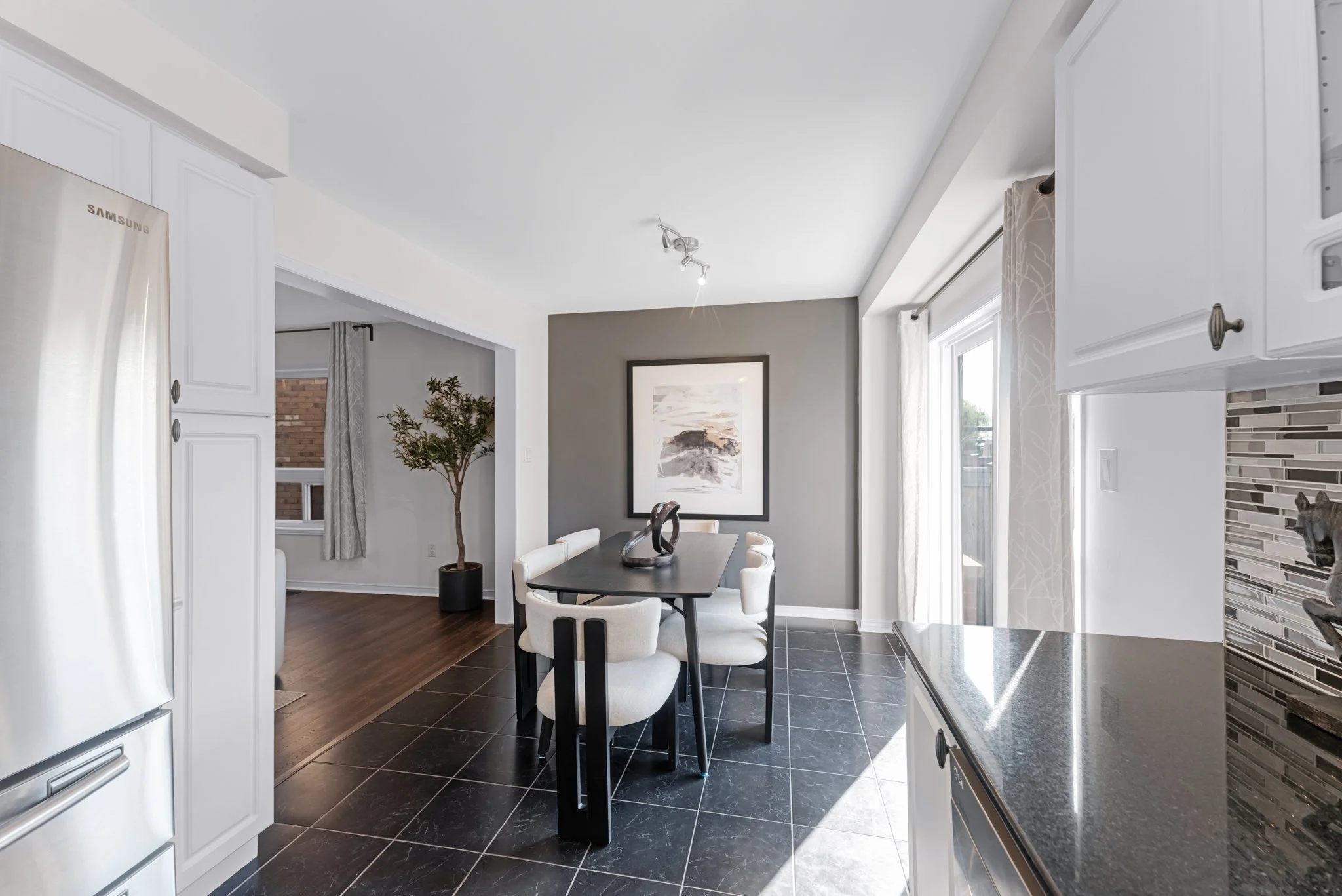 142-Orr-Drive-Bradford-Web-MLS-23.jpg
