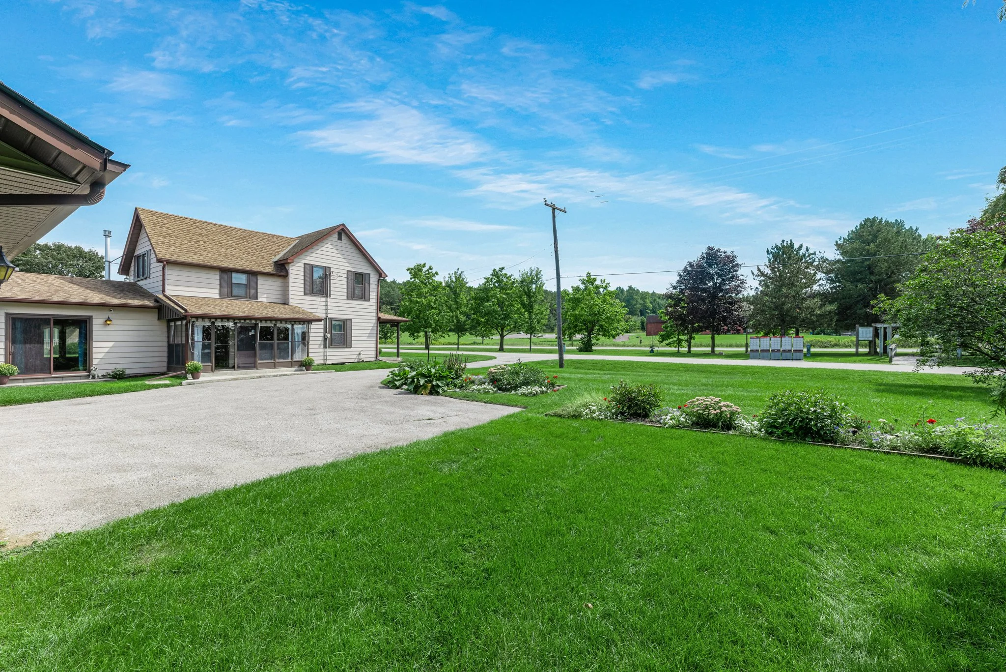 60-Albert-Street-Mount-Albert-Web-MLS-47.jpg