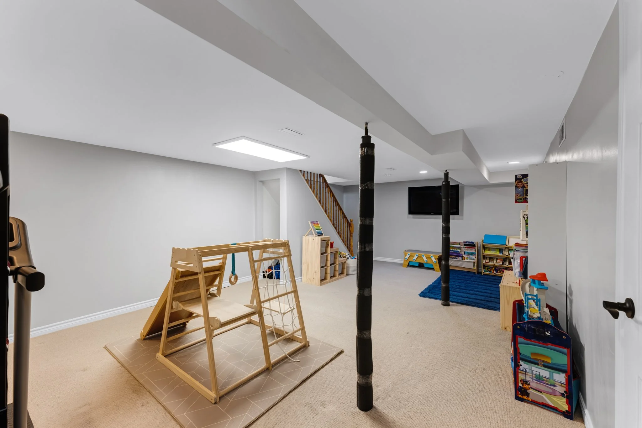 203-Colborne-Street-Bradford-Web-MLS-39.jpg