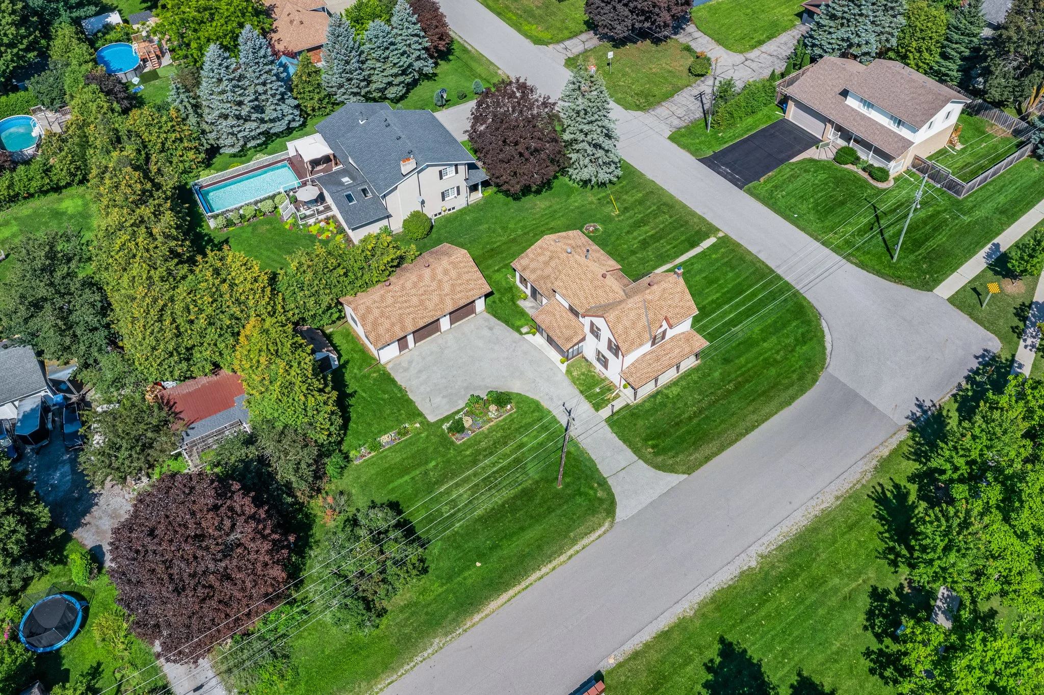 60-Albert-Street-Mount-Albert-Web-MLS-2.jpg