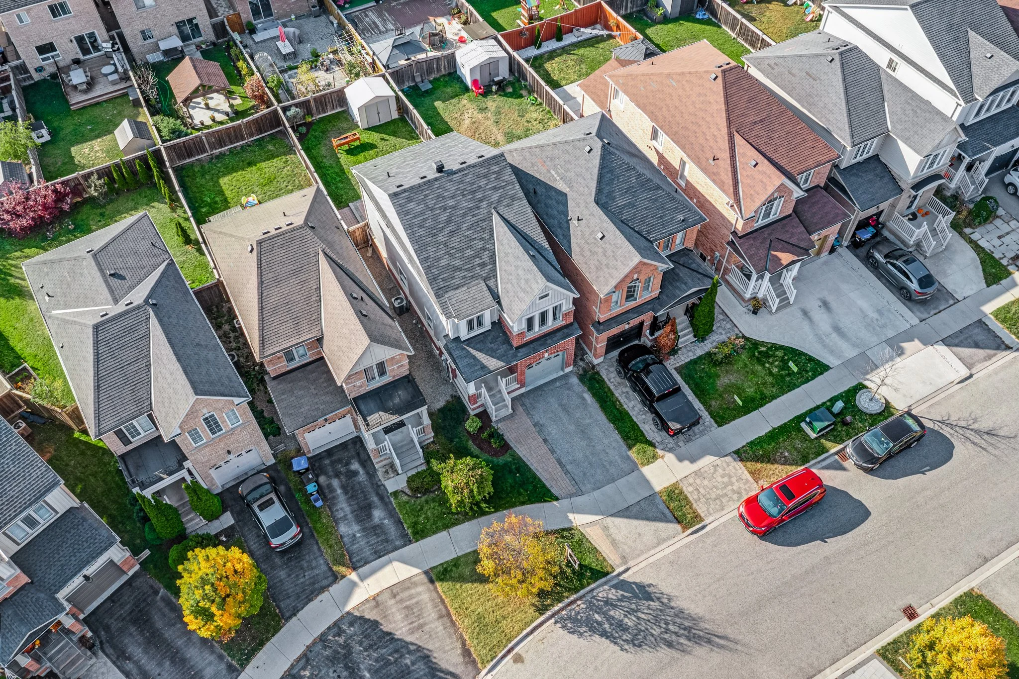 142-Orr-Drive-Bradford-Web-MLS-2.jpg