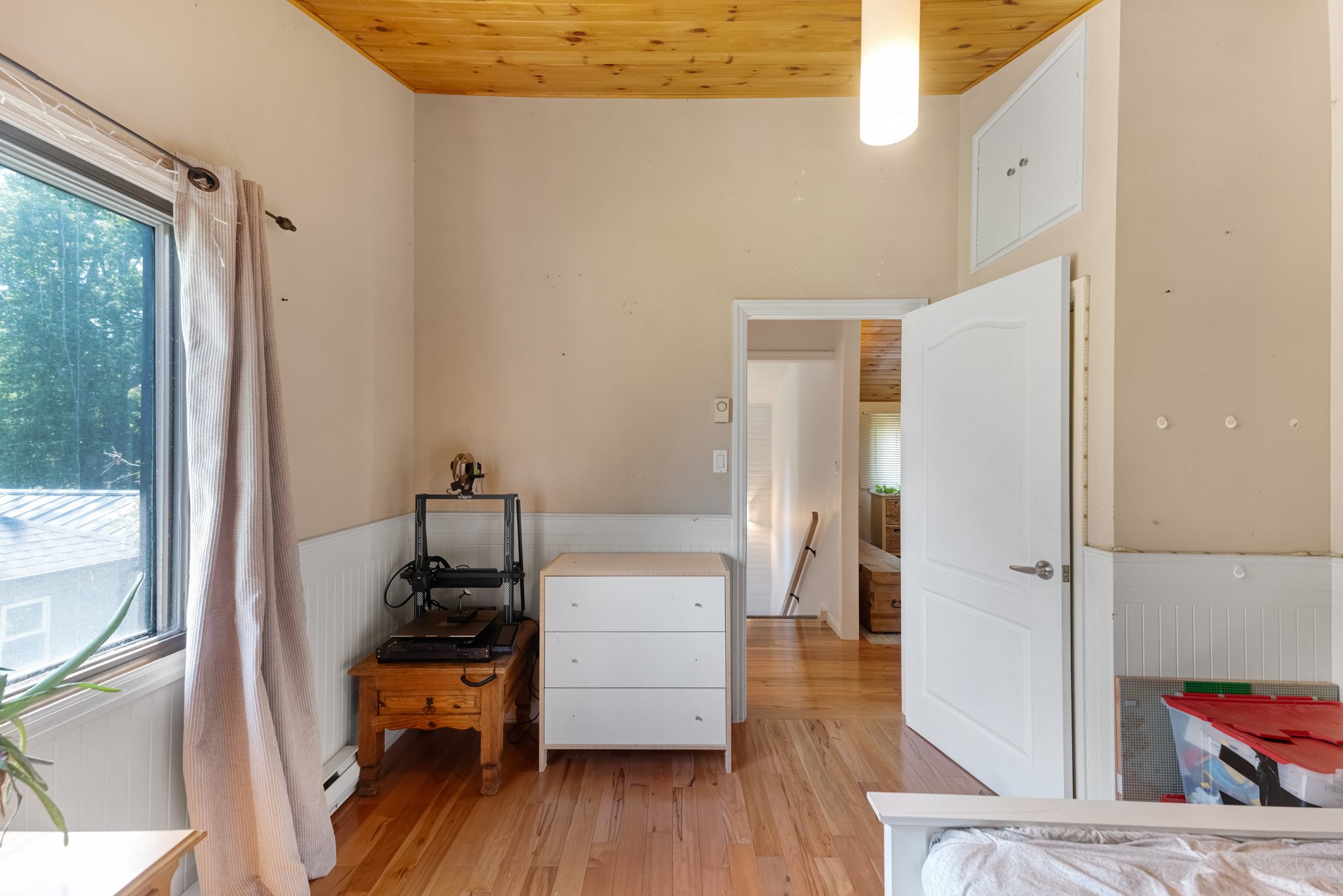 126-Moores-Beach-Road-Georgina-Web-MLS-50.jpg