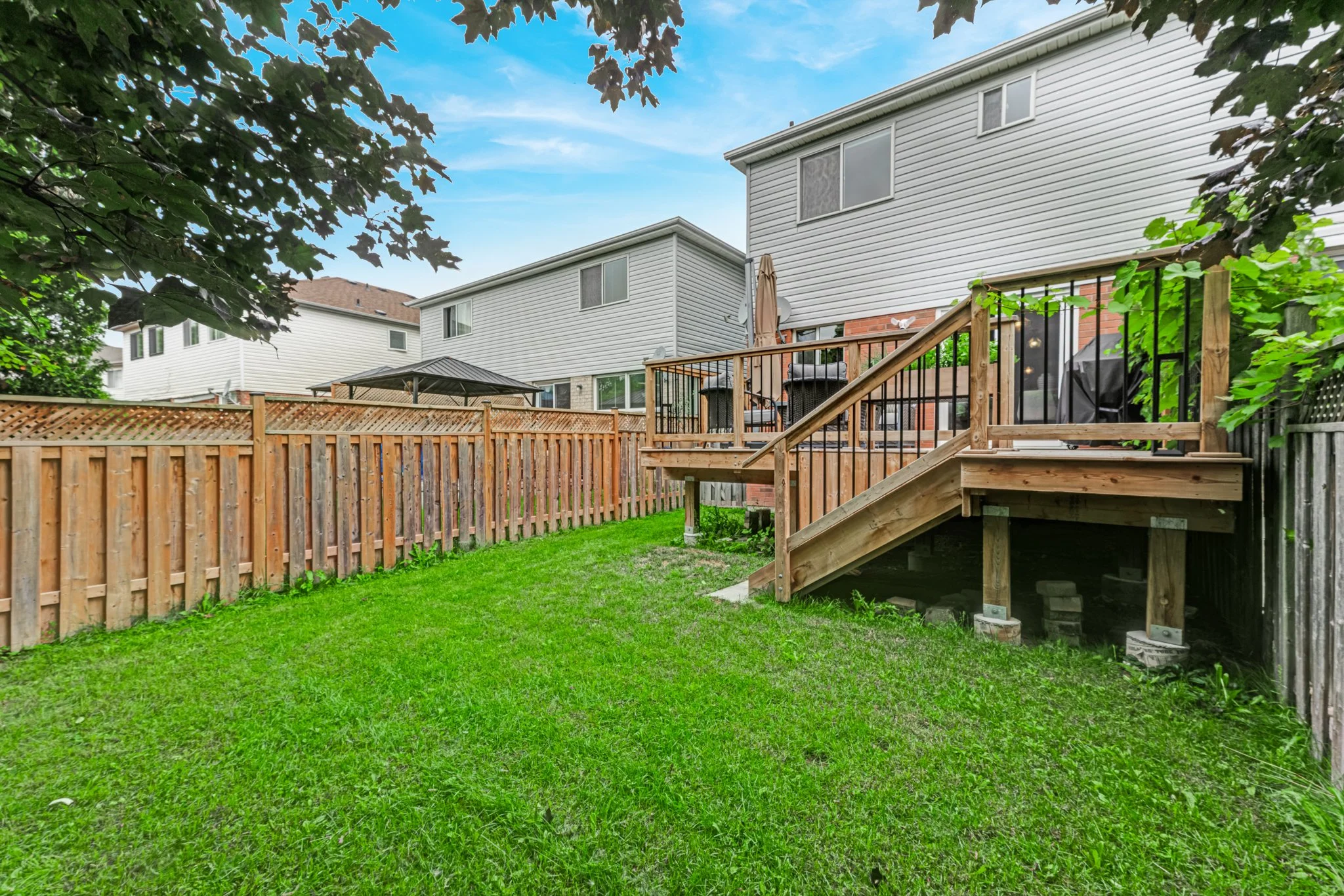 478-Heddle-Crescent-Newmarket-Web-MLS-45.jpg