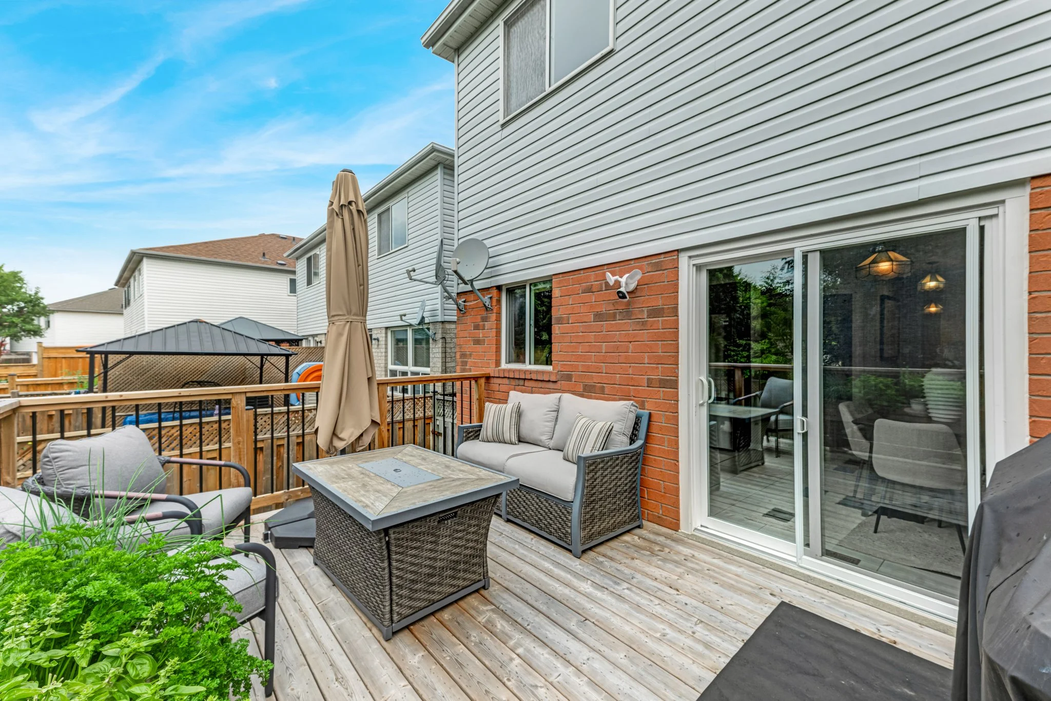 478-Heddle-Crescent-Newmarket-Web-MLS-39.jpg