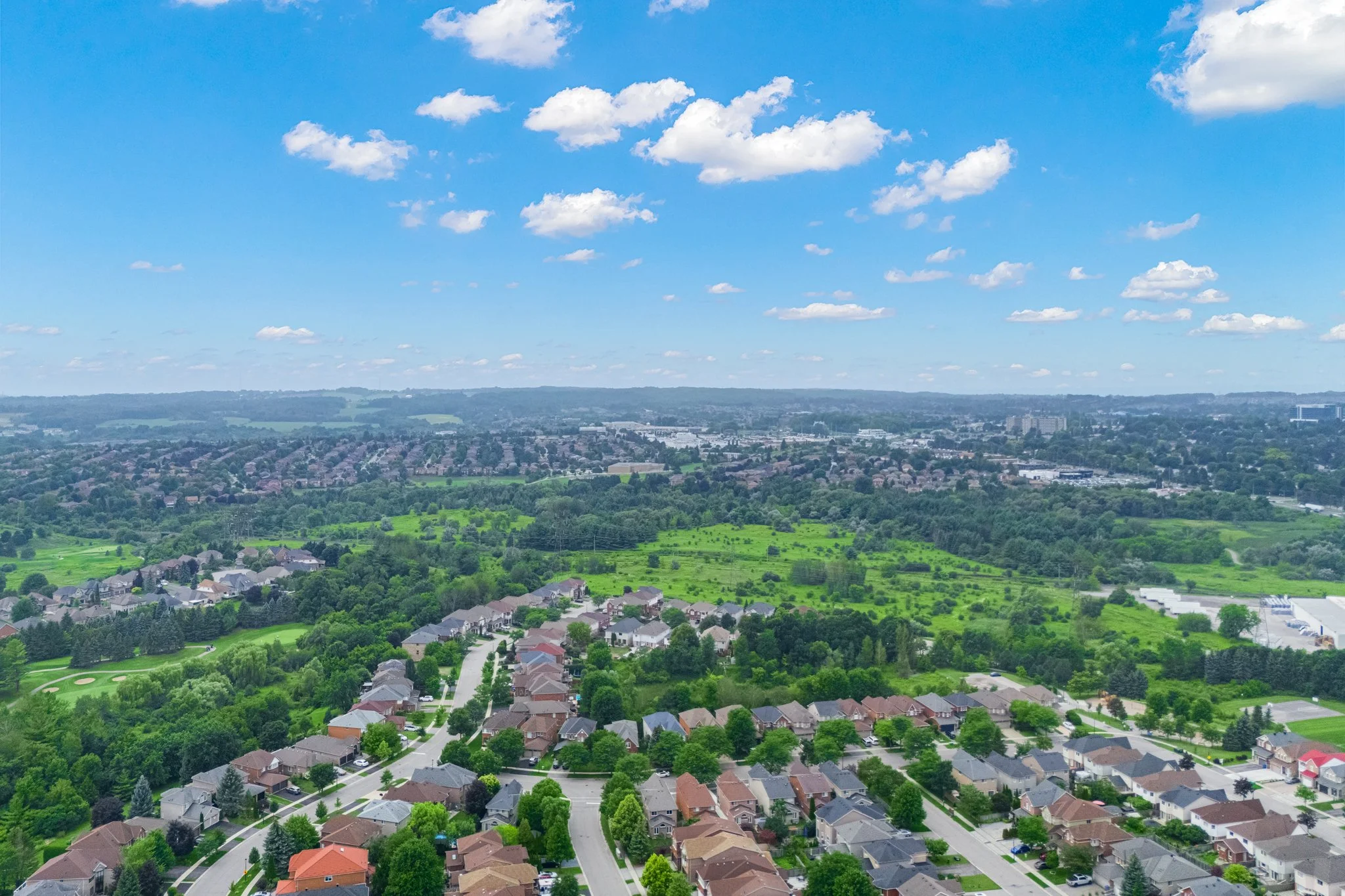 478-Heddle-Crescent-Drone-Newmarket-Web-MLS-15.jpg