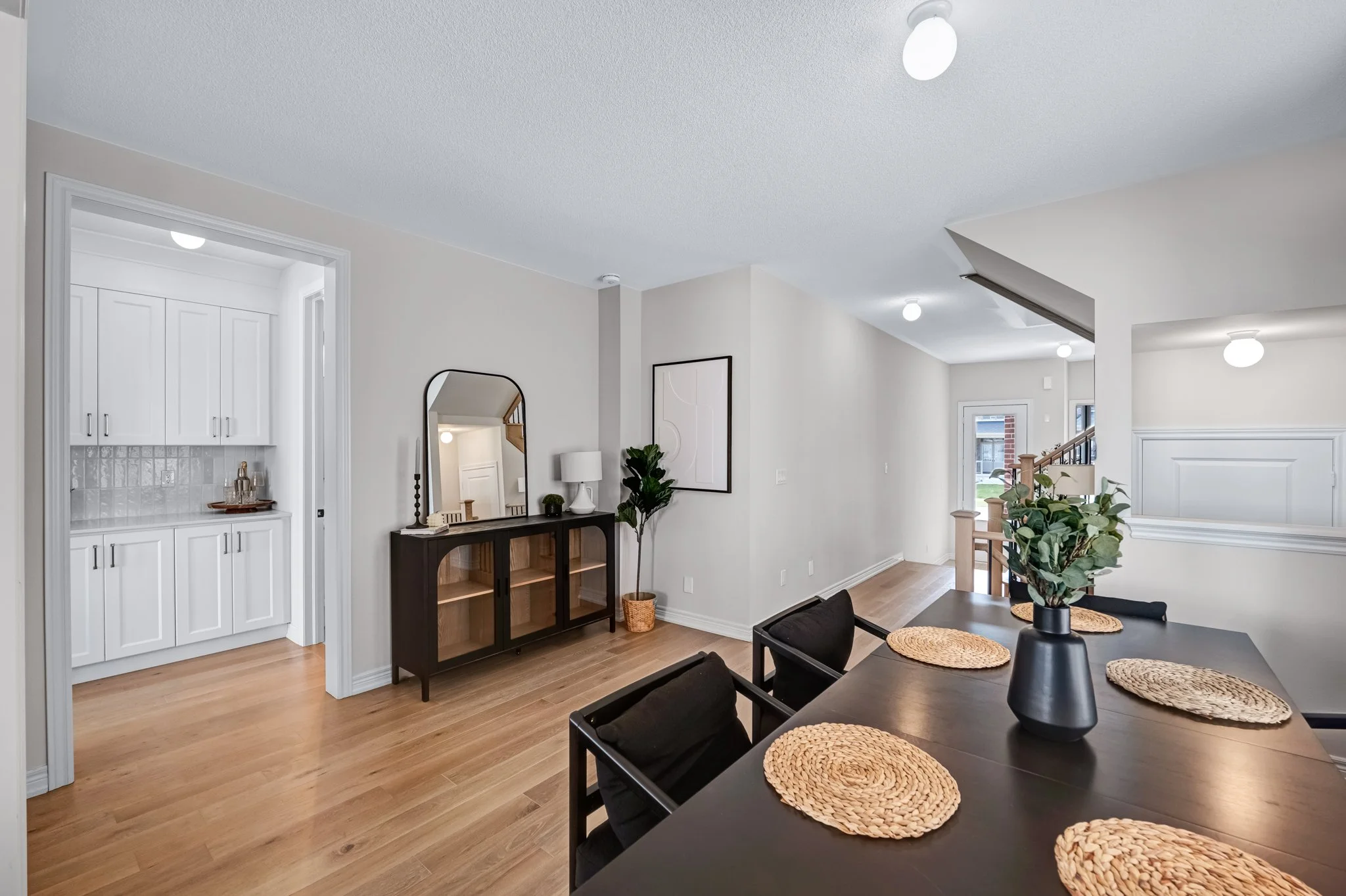 15-Ainslie-Hill-Crescent-Georgina-Web-MLS-28.jpg