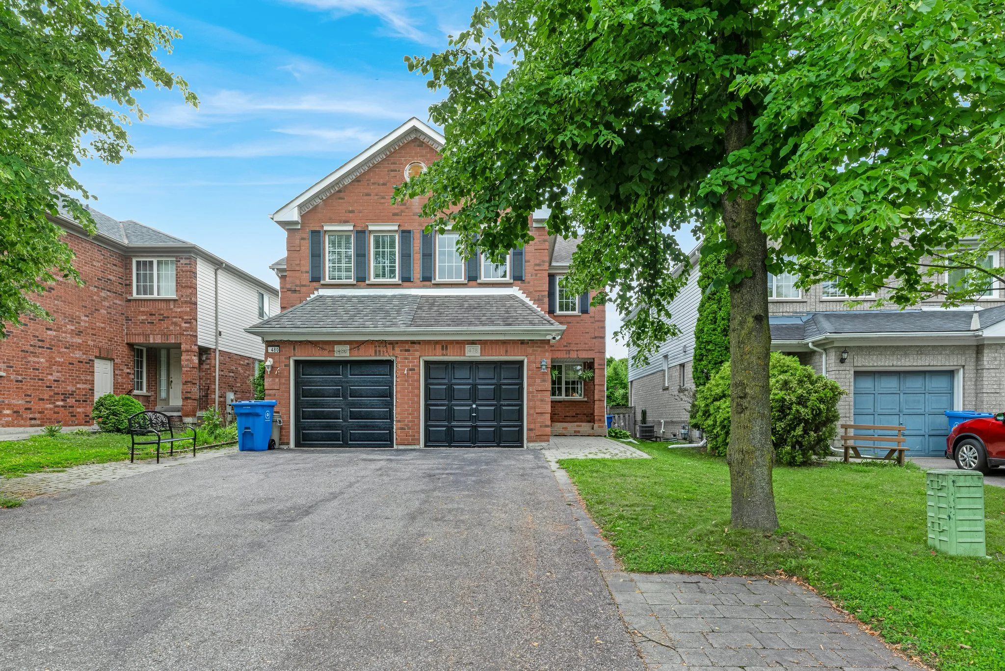 478-Heddle-Crescent-Newmarket-Web-MLS-2.jpg