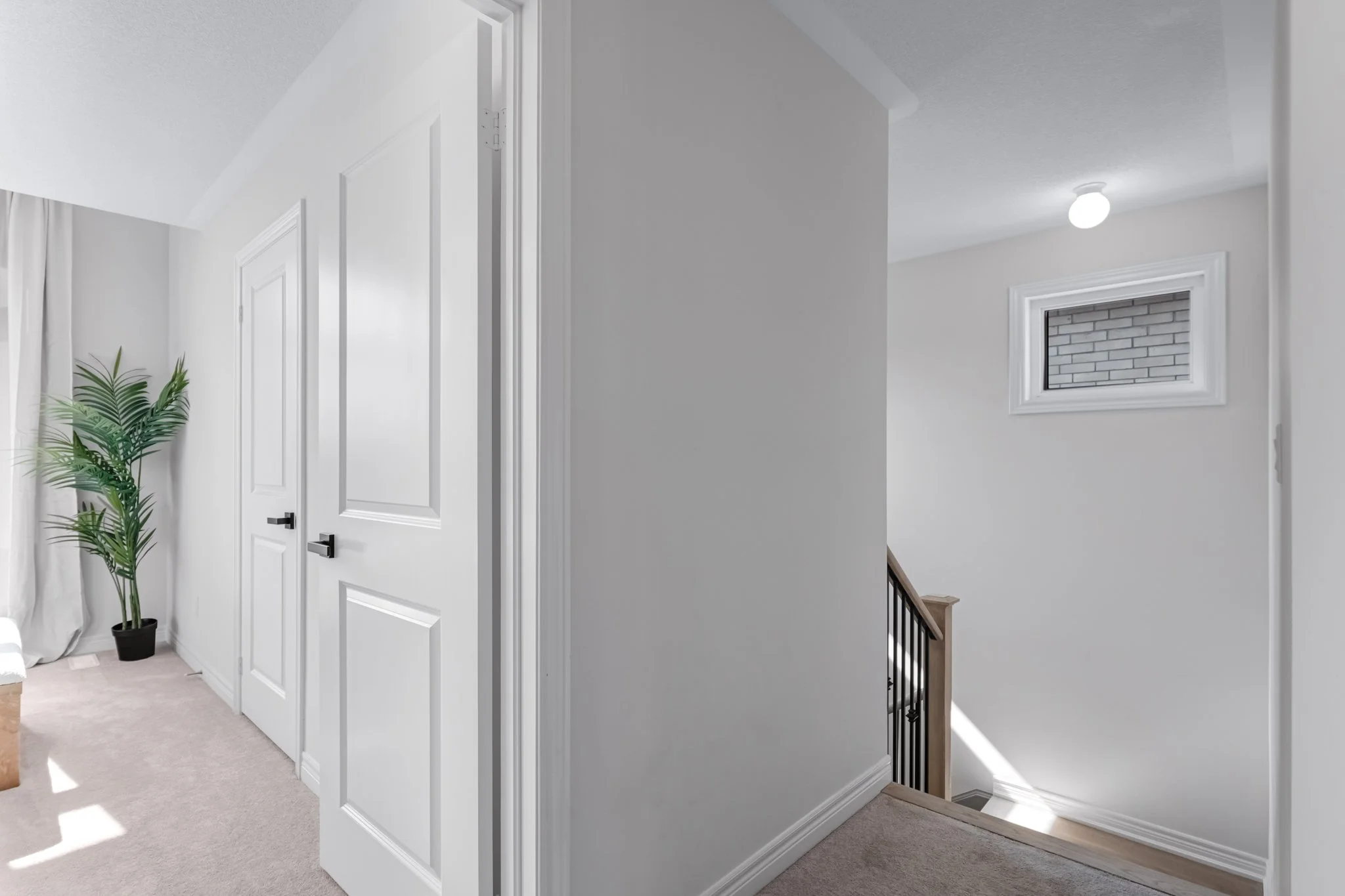 15-Ainslie-Hill-Crescent-Georgina-Web-MLS-33.jpg