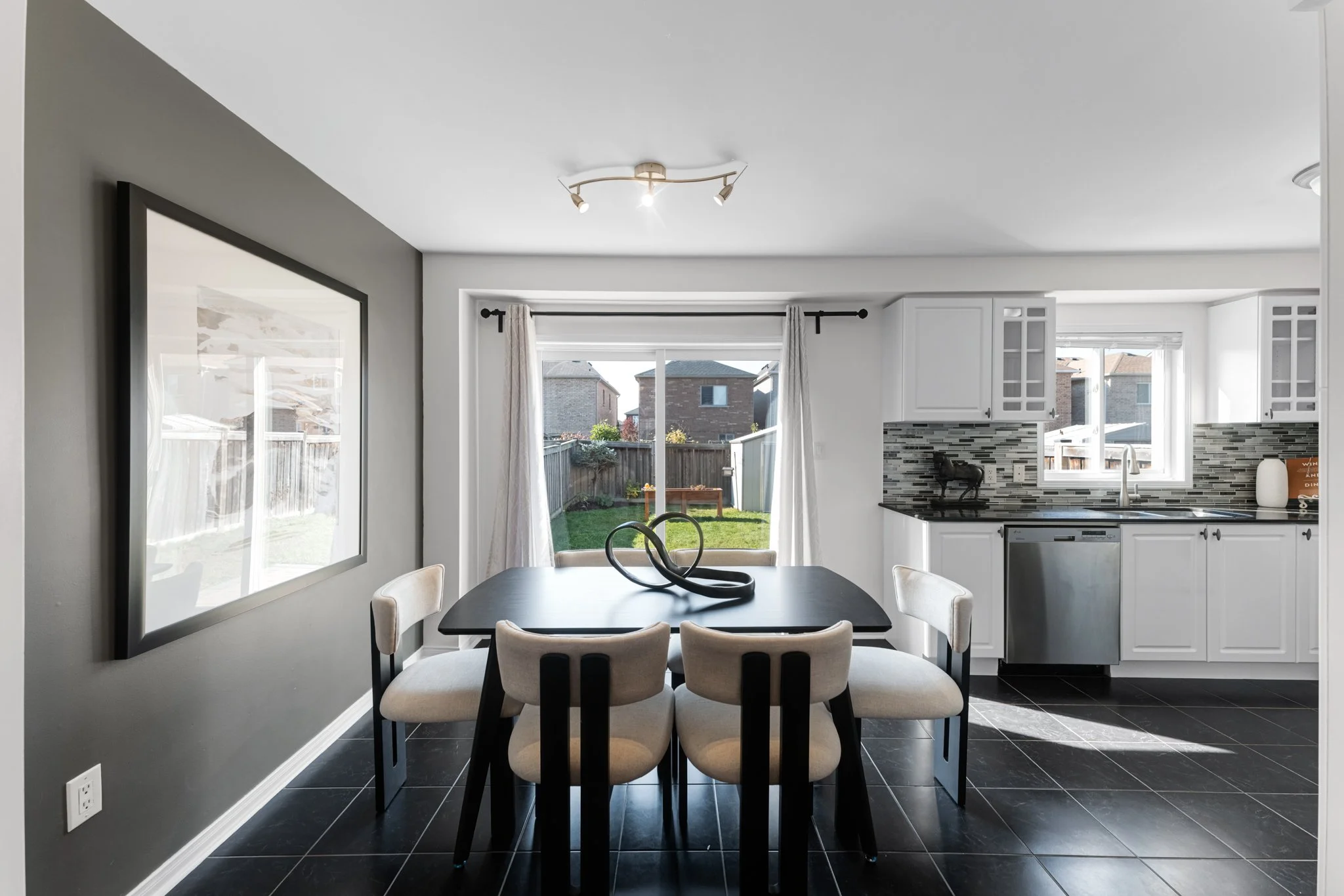 142-Orr-Drive-Bradford-Web-MLS-18.jpg