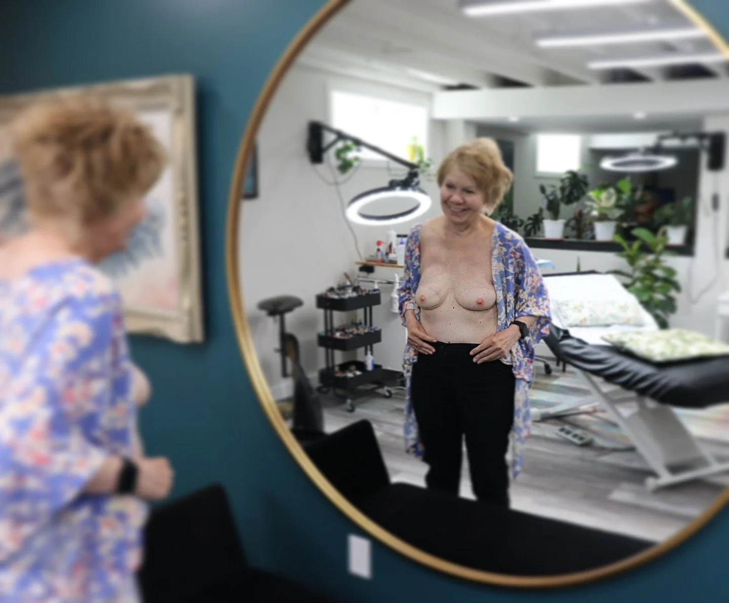 Post Mastectomy Breast Cancer Tattooing * 
TATTOOS to restore her nipples she lost 🤍 Thank you IG for allowing me to share with survivors 🙏
.
Thank you survivors for choosing me to be part of your healing process 🙏🤍
.
Www.lexiraetattoo.com.
.
.
.