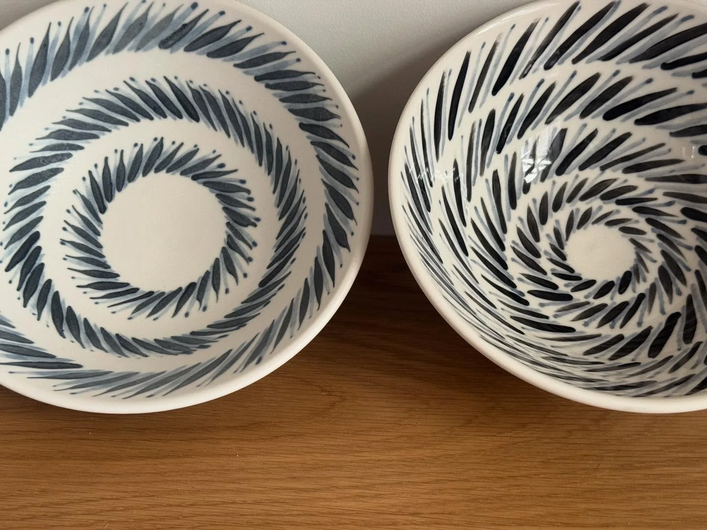 One shiny, one matt. A good matt glaze is hard to find and I have been looking, and mixing, for some while. I think the issue is now resolved so no more shiny pots will emerge from my kiln. It was a matter of wrongly labelled materials from a supplie