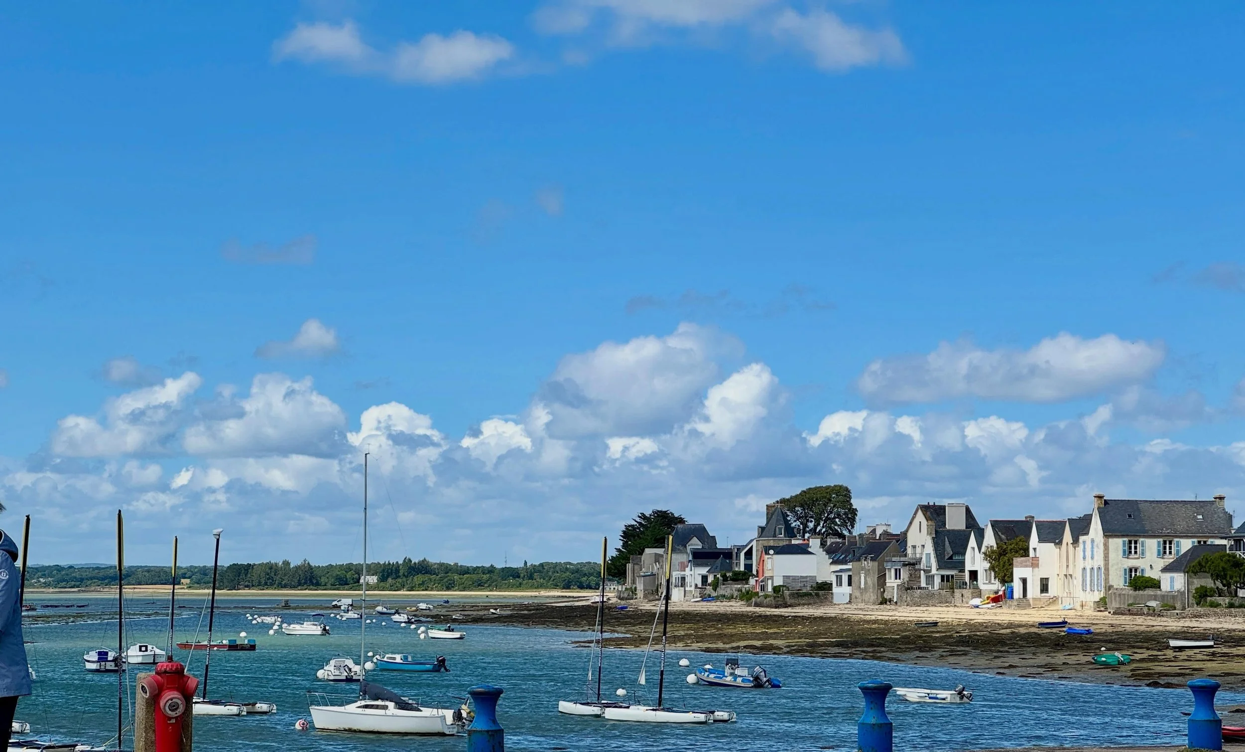 Puffy little clouds and boats - what could be nicer. 

#seasidedream
#waterworld
#littleboats