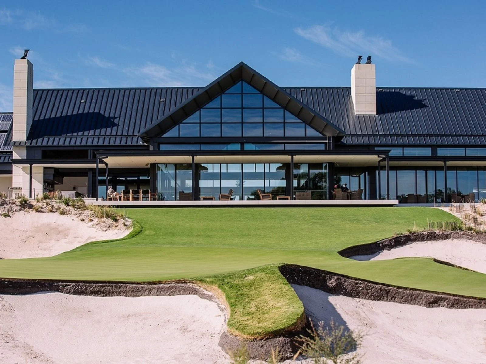 Peninsula Kingswood Country Golf club