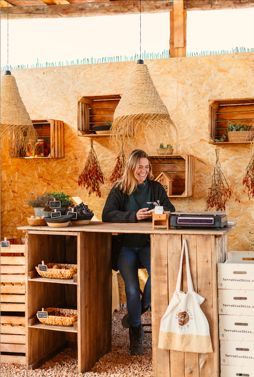 Tienda abierta! Ven a conocernos.