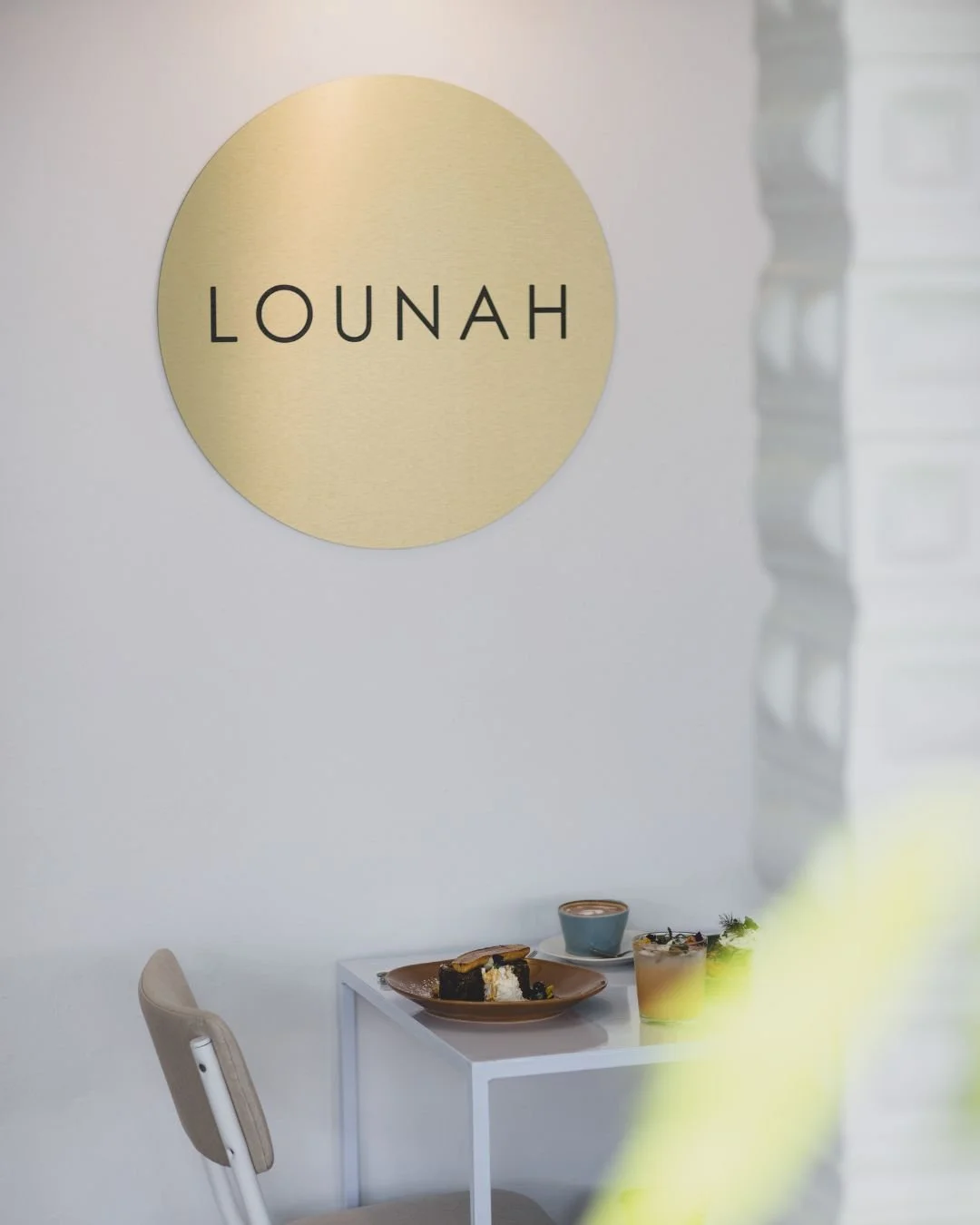 Your table is waiting for you ☕️ 🥐

Sometimes the simplest corner feels like home, especially when there&rsquo;s good food and better company. 

Pull up a chair, you belong here! 

👨&zwj;💻 Looking for a spot to work during the week &bull; look no 