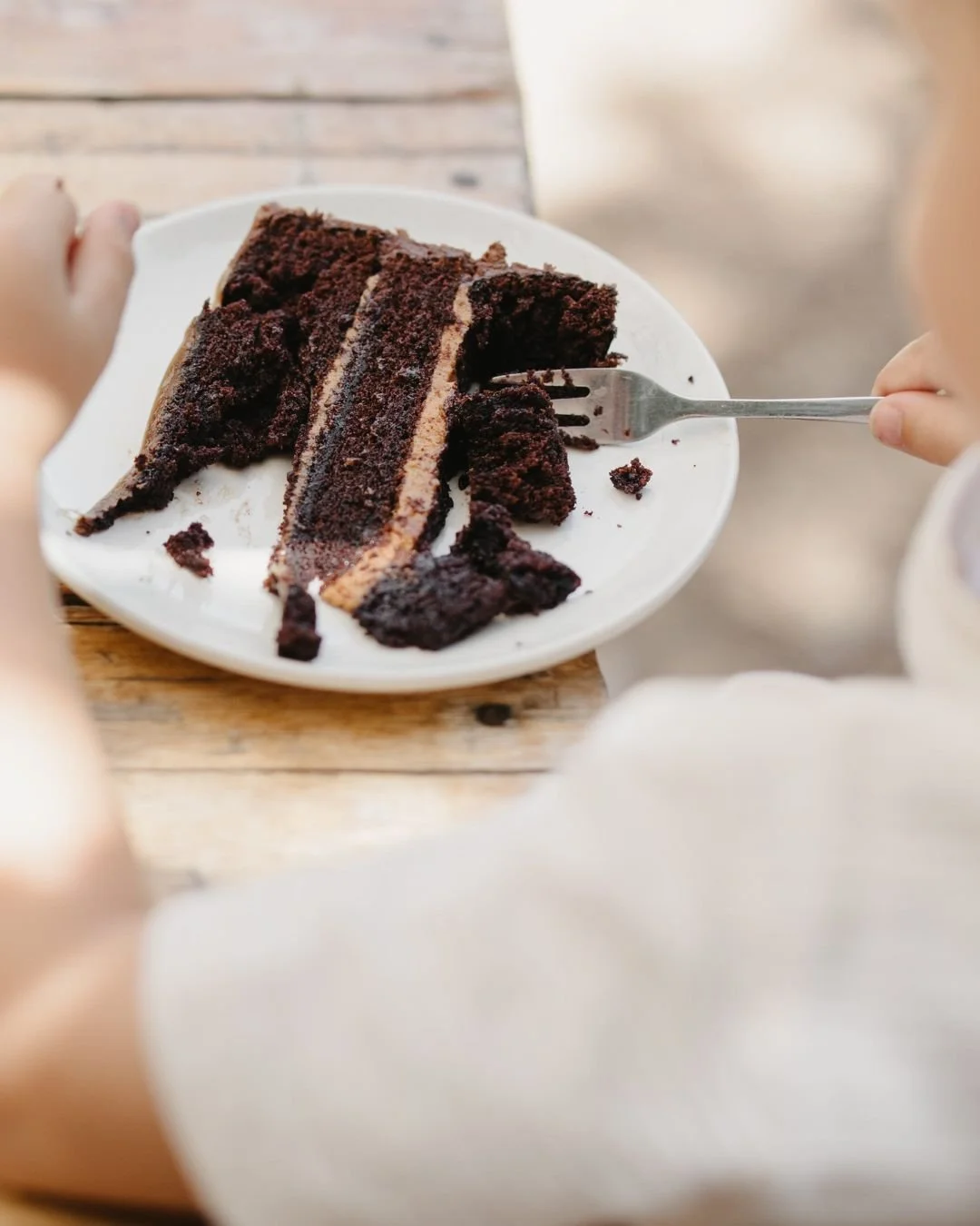 A new month calls for new moments of joy. 🍰

Slow down, savour the sweetness, and let every bite remind you of life&rsquo;s little celebrations. 

At Lounah Caf&eacute;, we&rsquo;ve got something for everyone bring the family and start the month wit
