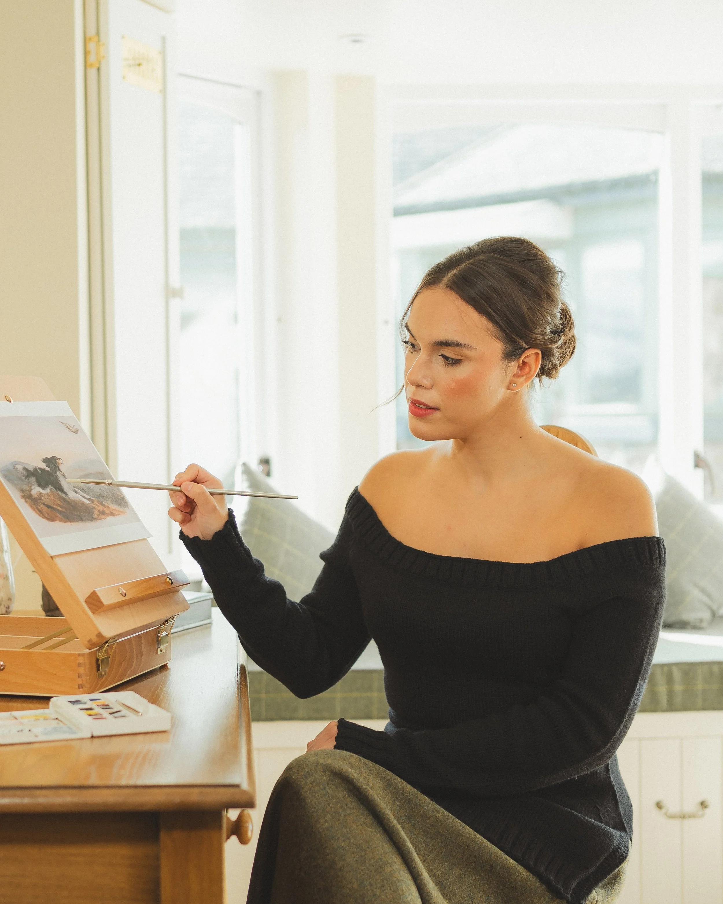 A Bronte rebellion, knitted in wool and mohair.

Inspired by the artistic and rebellious spirit of Emily Bronte, our Ferndean sweater brings a little wildness to everyday dressing.

Handknitted from a beautifully soft blend of Ouessant wool and mohai