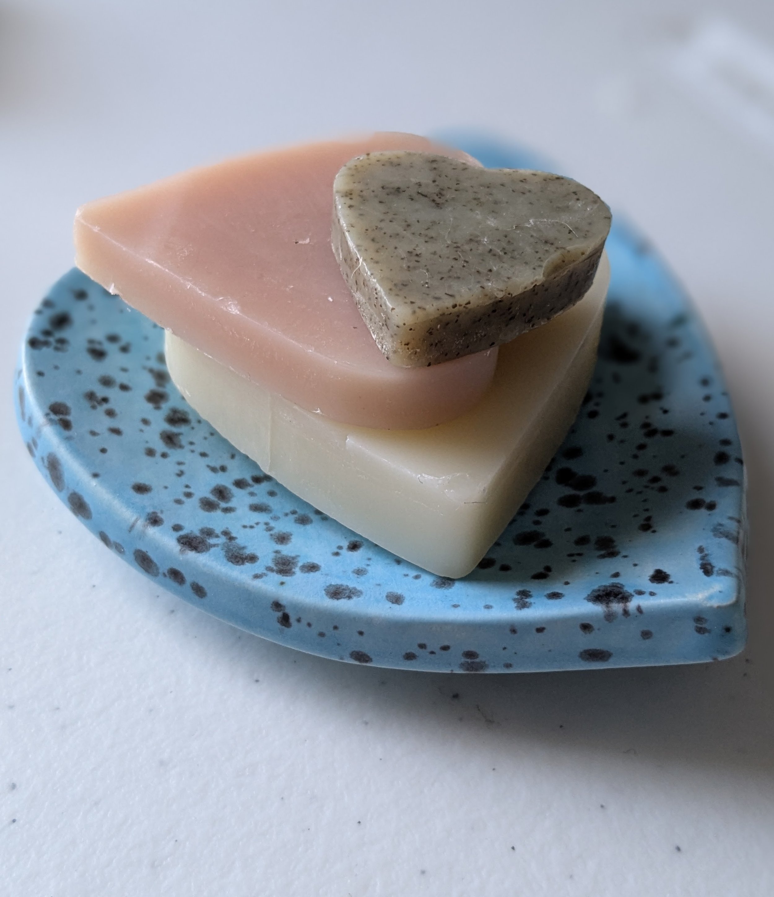 Heart soap dish with hearts.jpg