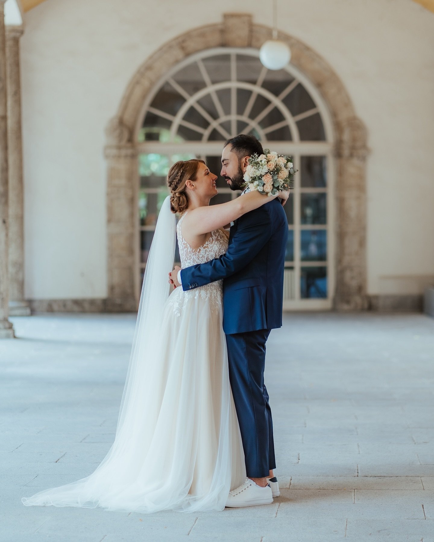 H &amp; M 🥰 ❣️💍 Alle, alles Gute f&uuml;r euch zwei! #badnauheimhochzeit #badnauheim #trinkkuranlagebadnauheim #fotografbadnauheim