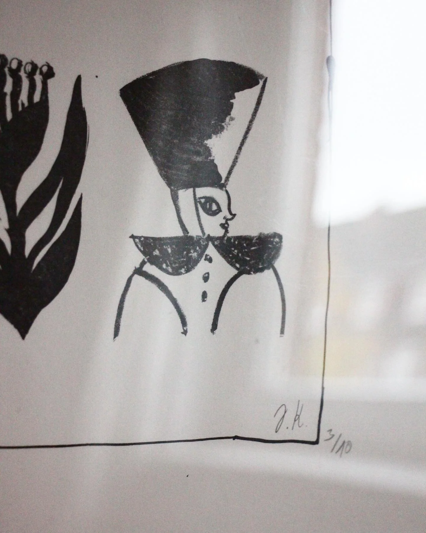 It&rsquo;s all in the Details 🌬

Just a little reminder if you want to nab one of my prints, postcards or embossed decorations before the holidays &ndash; I&rsquo;ll be sending out the last orders tomorrow! 

You can find all the goodies in my  Stor